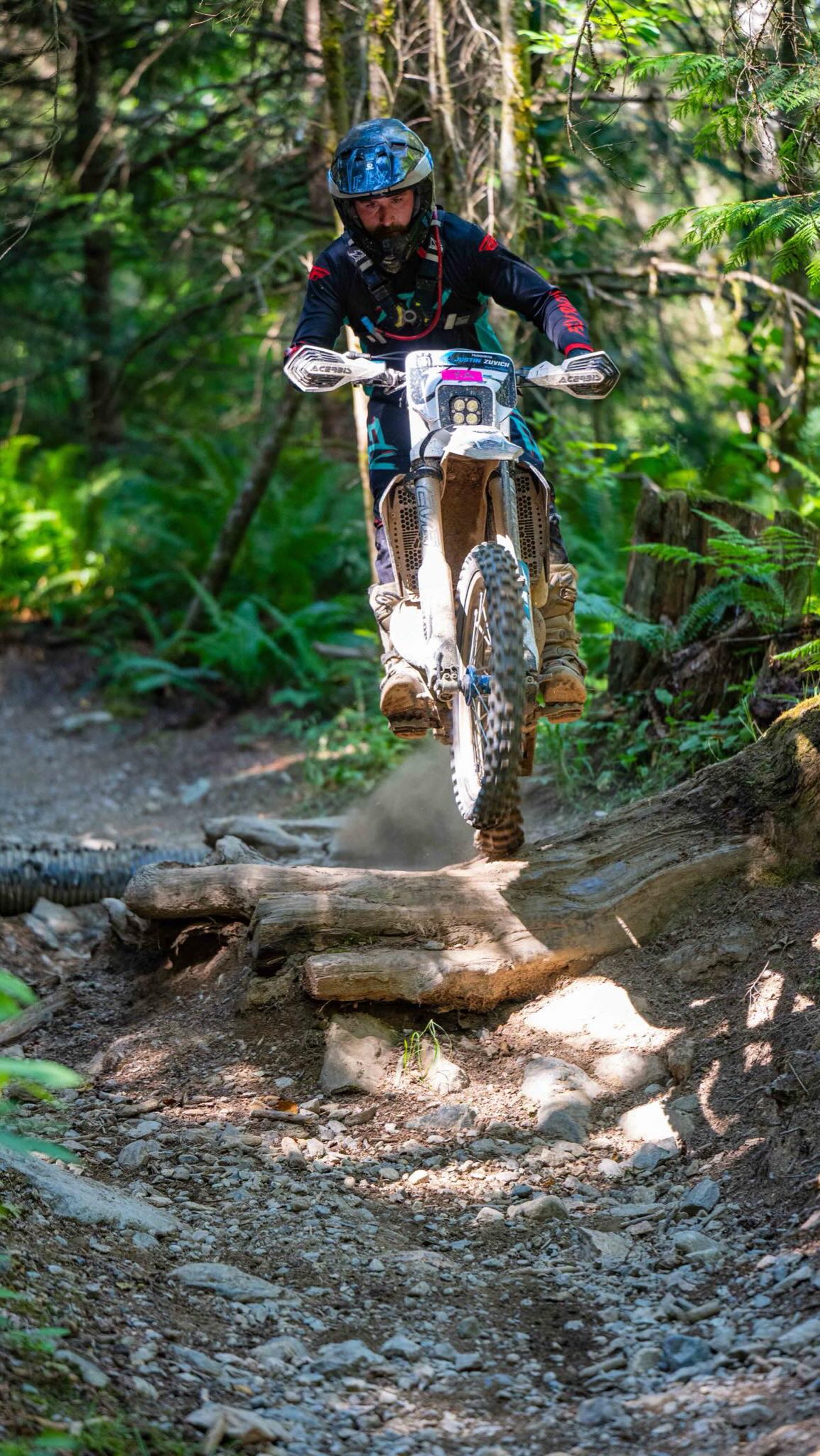 Time to get back to riding! The 300 is finally getting some much needed love and then it’s back to the grind. 

@precisionconceptsracing #precisionconcepts #TE300 #TeamMotoSport @motosportinc @astra_offroad #P3Protected @p3carbon @dirtunitedraceteam