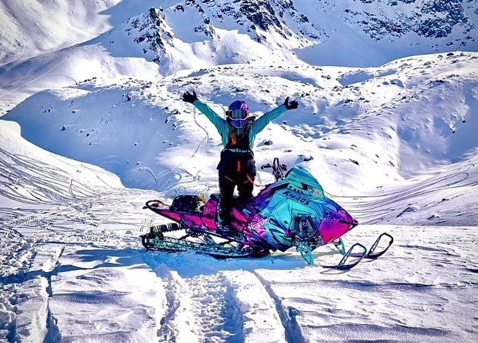 I’m so ready to be surrounded by the snow in the mountains! 🏔️ it’s almost that time!