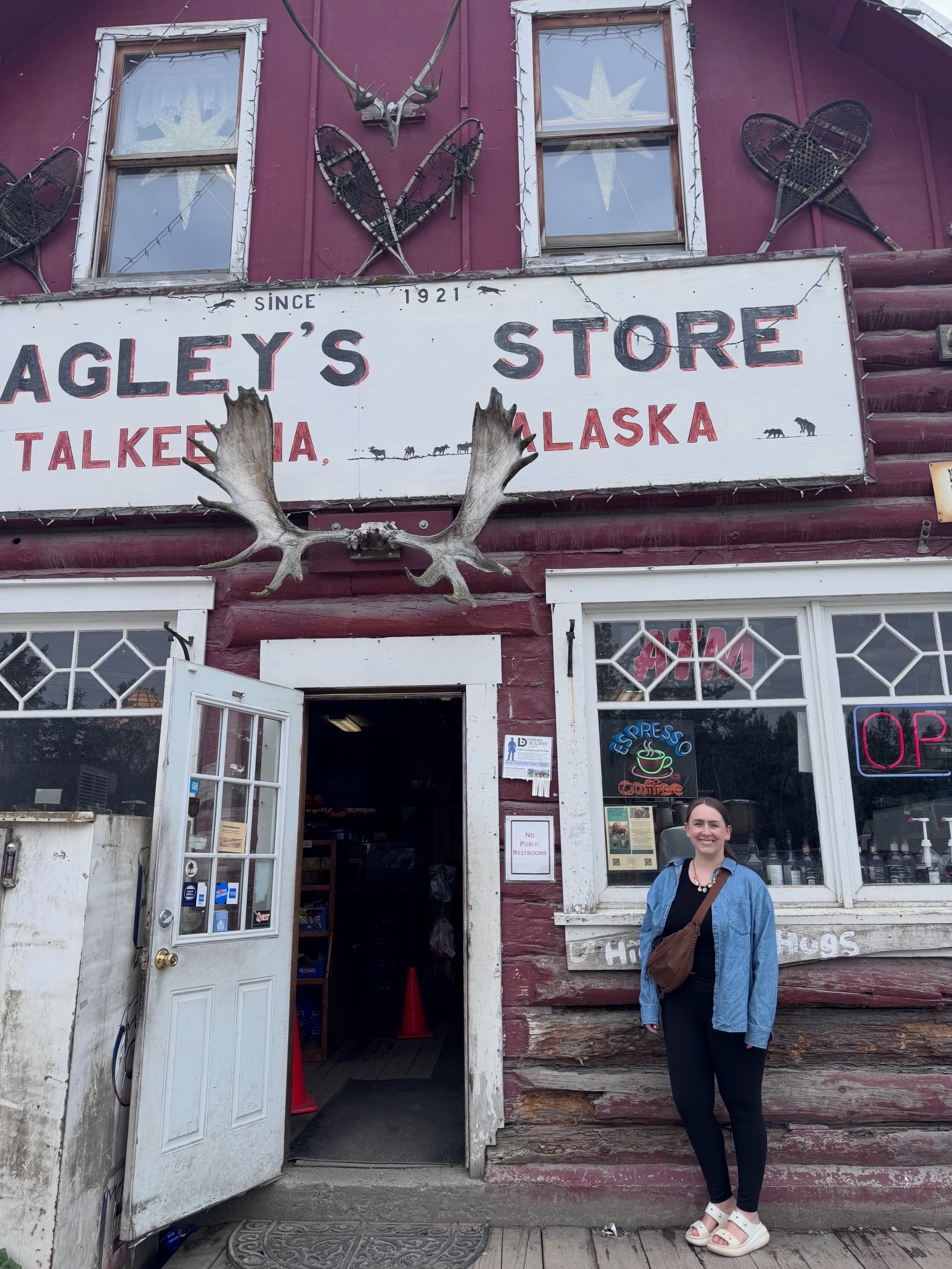 Talkeetna, Alaska with @haley.simpson52 and @marronpeggy ❤️