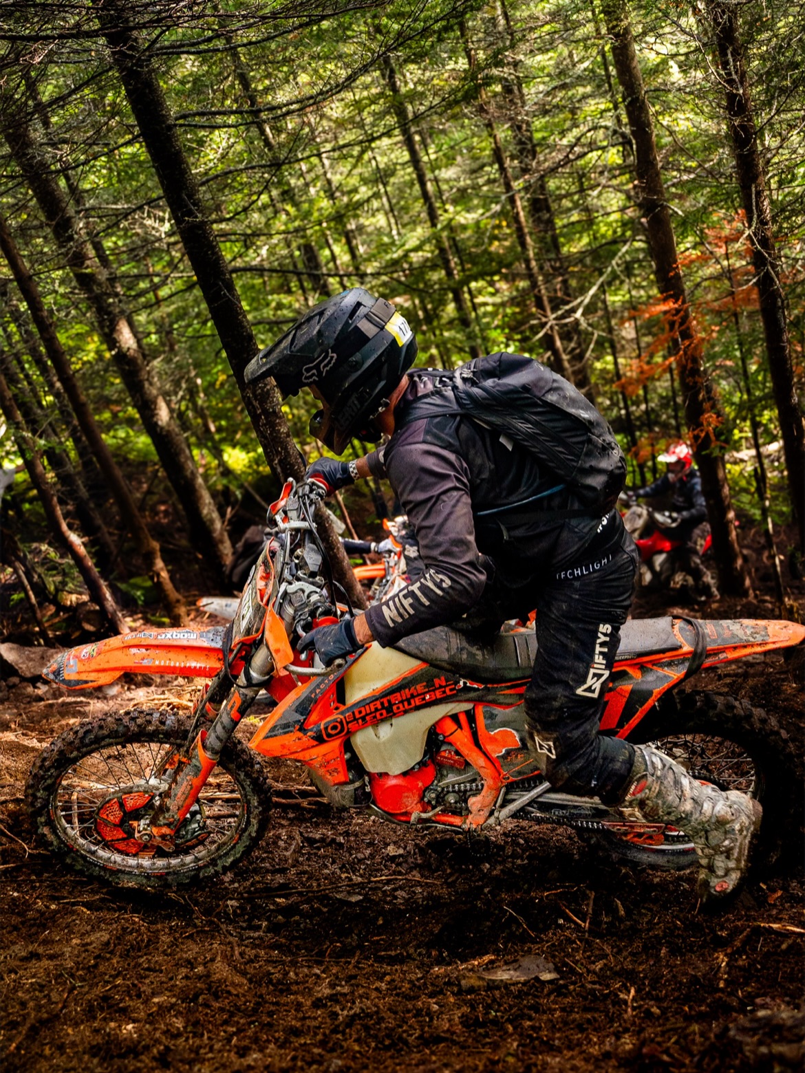 Jour 1 batailles des prospecteurs
@botp_hardenduro 
Merci @sandrafournierphotographie pour les photos c’était le carnage dans la GC/DC !!
-
#hardenduro #race #ktm #teamnifty5 
-
Day 1 of the Battle of the prospectors 
@botp_hardenduro
Thanks to @sandrafournierphotographie for the photos—it was total carnage in the GC/DC!!