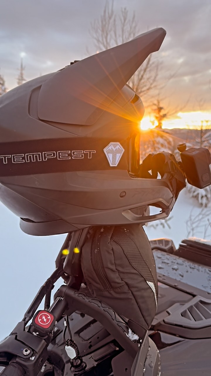 Fog free…

…see the difference with @tempestoptics 
#killallfog #tempestoptics #best #fogfree #heatedgoggles