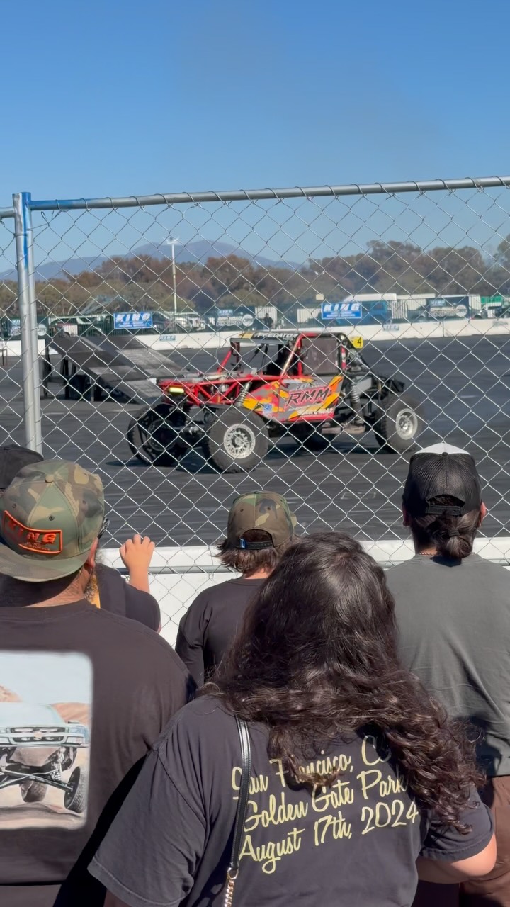 Some good and loud fun at @offroadexpo 
#offroadexpo #rallycar #kingofhammers