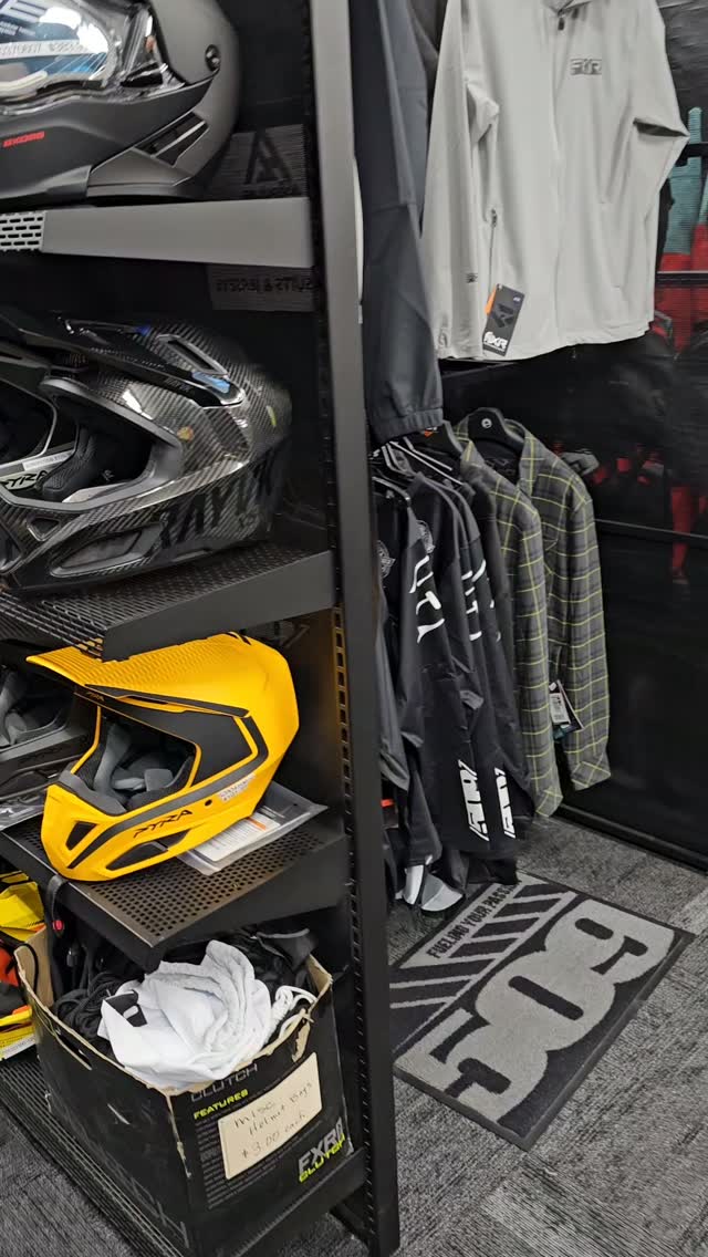 Who's getting the new Rayvik helmet? I ordered one today! 50 grams lighter than my previous carbon fiber helmet! A lighter helmet will prevent whiplash/ neck injuries if you prefer to #fafo! The helmet comes with MIPS as well. 
#brpdealerambassador #snowmobile #snowmobiling