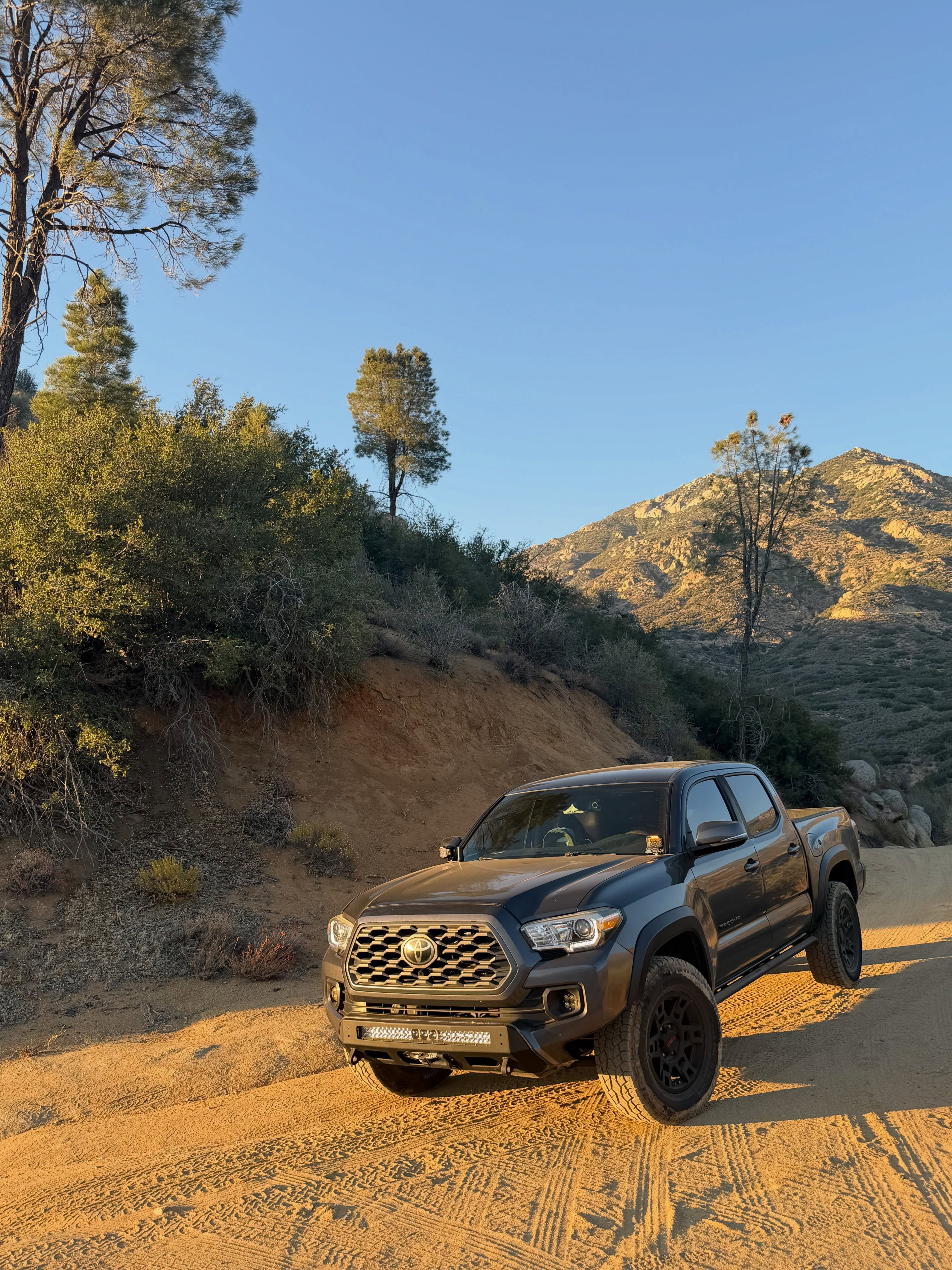 From the mountains to a daily driver - mostly still stock 😝 

#toyota #tacoma