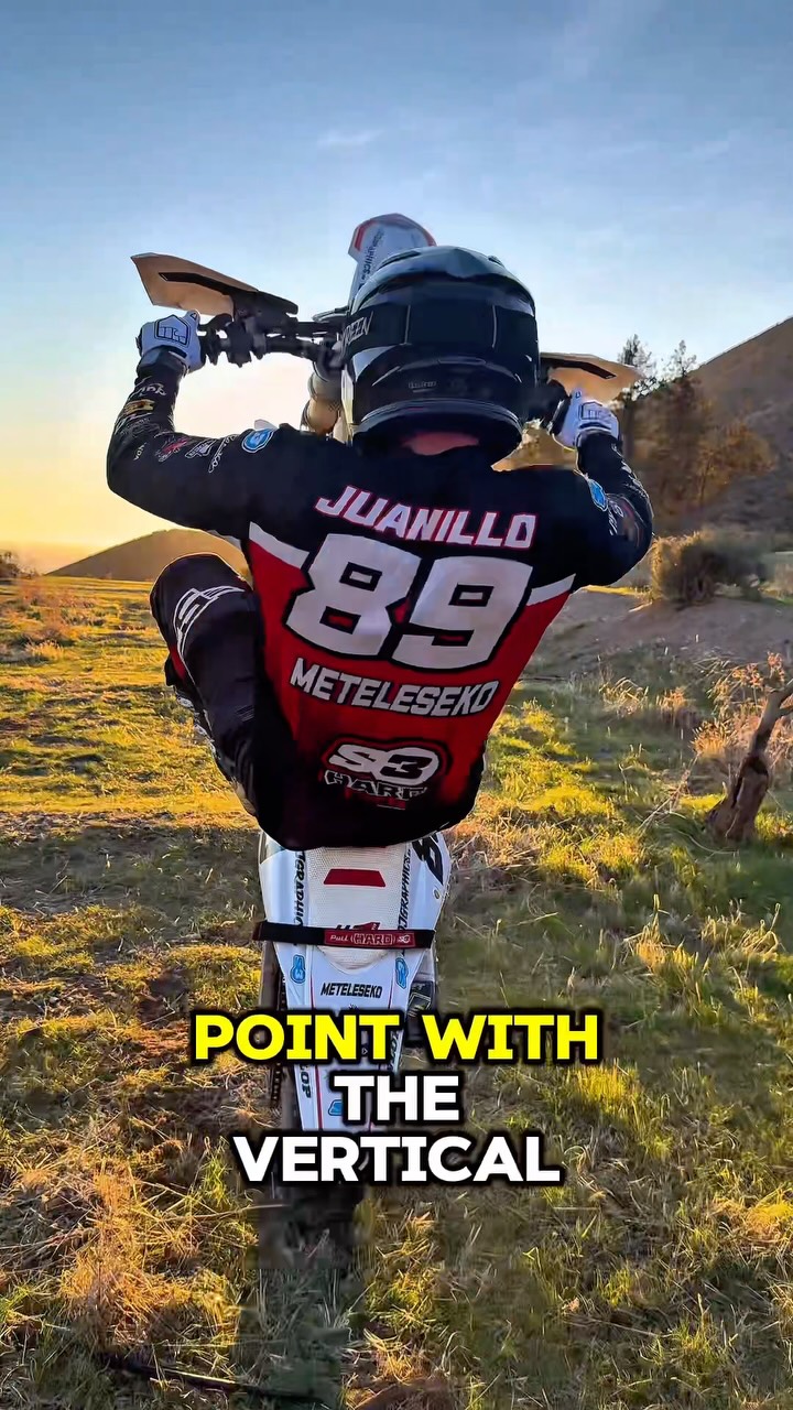 ¿Quieres mejorar tu control sobre la moto? 🔥

El caballito lento es uno de los mejores ejercicios para aprender a controlar gas, embrague, freno trasero, equilibrio y posición sobre la moto.

No se trata solo de hacer un caballito… se trata de conseguir que la moto haga exactamente lo que tú quieres. 🎯

Y esa destreza te va a servir en cualquier disciplina: enduro, motocross, trial, supermotard o simplemente para tener más control encima de la moto.

En este reel te dejo algunos consejos para empezar a dominarlo. 🏍️💨

Guárdalo, practícalo y cuéntame cómo te va. 👇

—

Want to improve your bike control? 🔥

The slow wheelie is one of the best exercises to develop throttle, clutch, rear brake, balance and body position control.

It’s not just about doing a wheelie… it’s about making the bike do exactly what you want. 🎯

And those skills will help you in any discipline: enduro, motocross, trial, supermoto or simply becoming more confident on the bike.

Save it, practice it and let me know how it goes. 👇

#CaballitoLento #SlowWheelie #Enduro #HardEnduro #Trial
