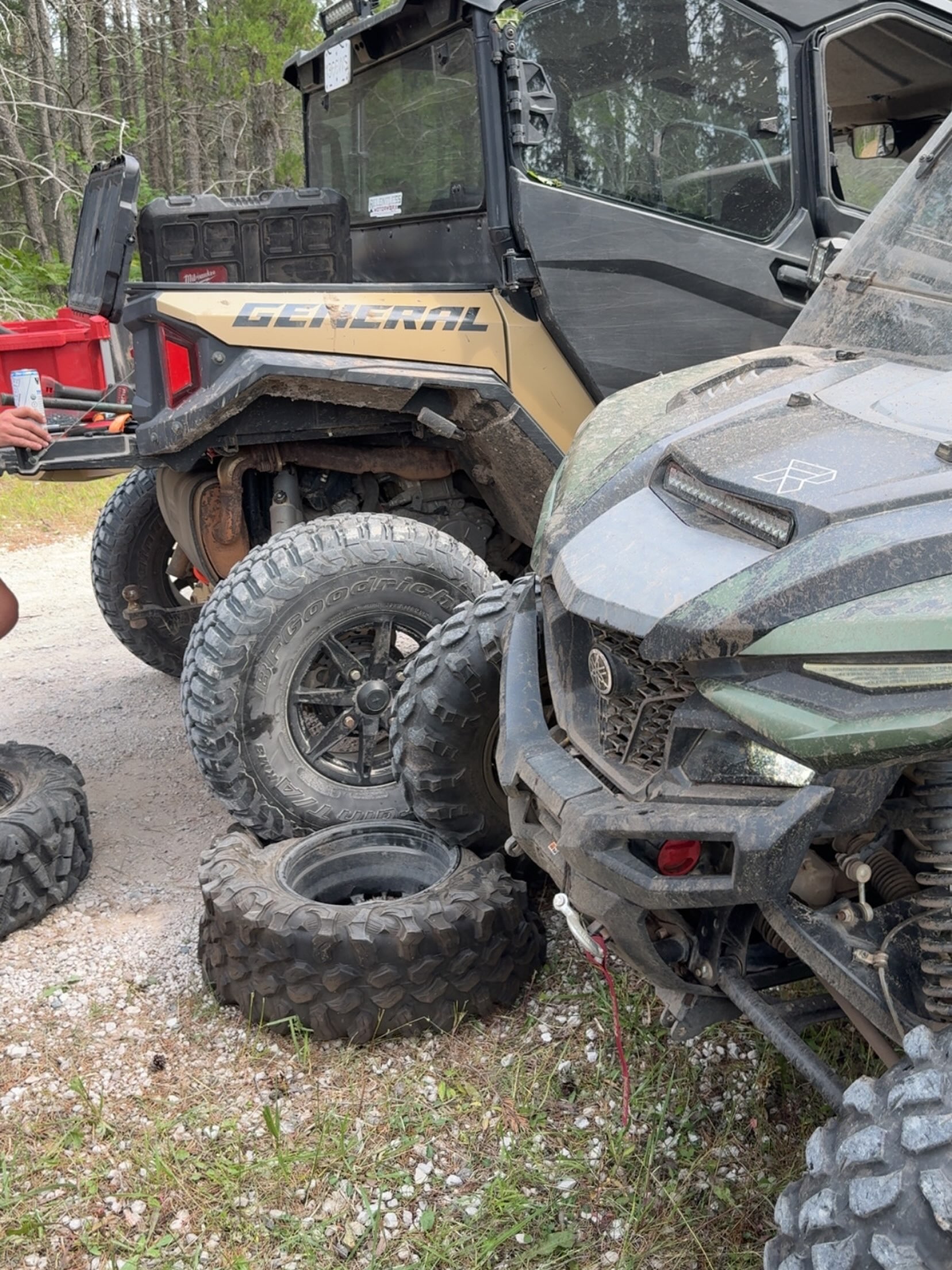 Some trips don’t go as well as others! But that’s all apart of the enjoyment! Trailside repairs to get going! #yamaha #polaris #relentless #sxslife