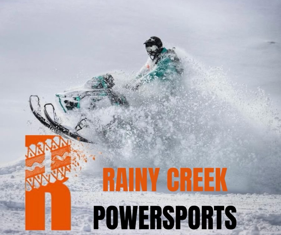 Proud to announce that I will be teaming up with @rainy_creek powersports for the upcoming sled season❄️🏔️🦅
Couldn’t be more pleased to be apart of the crew  and make some life-long relationships🤟🏼
Cheers to putting some miles on with some absolute studs this winter😎