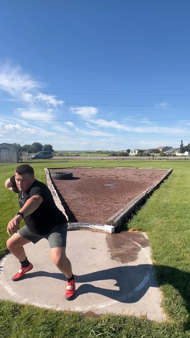 So excited to compete this weekend! Using this week to slow down and build confidence before Saturday!! #throwing #track #trackandfield #shotput #olympics
