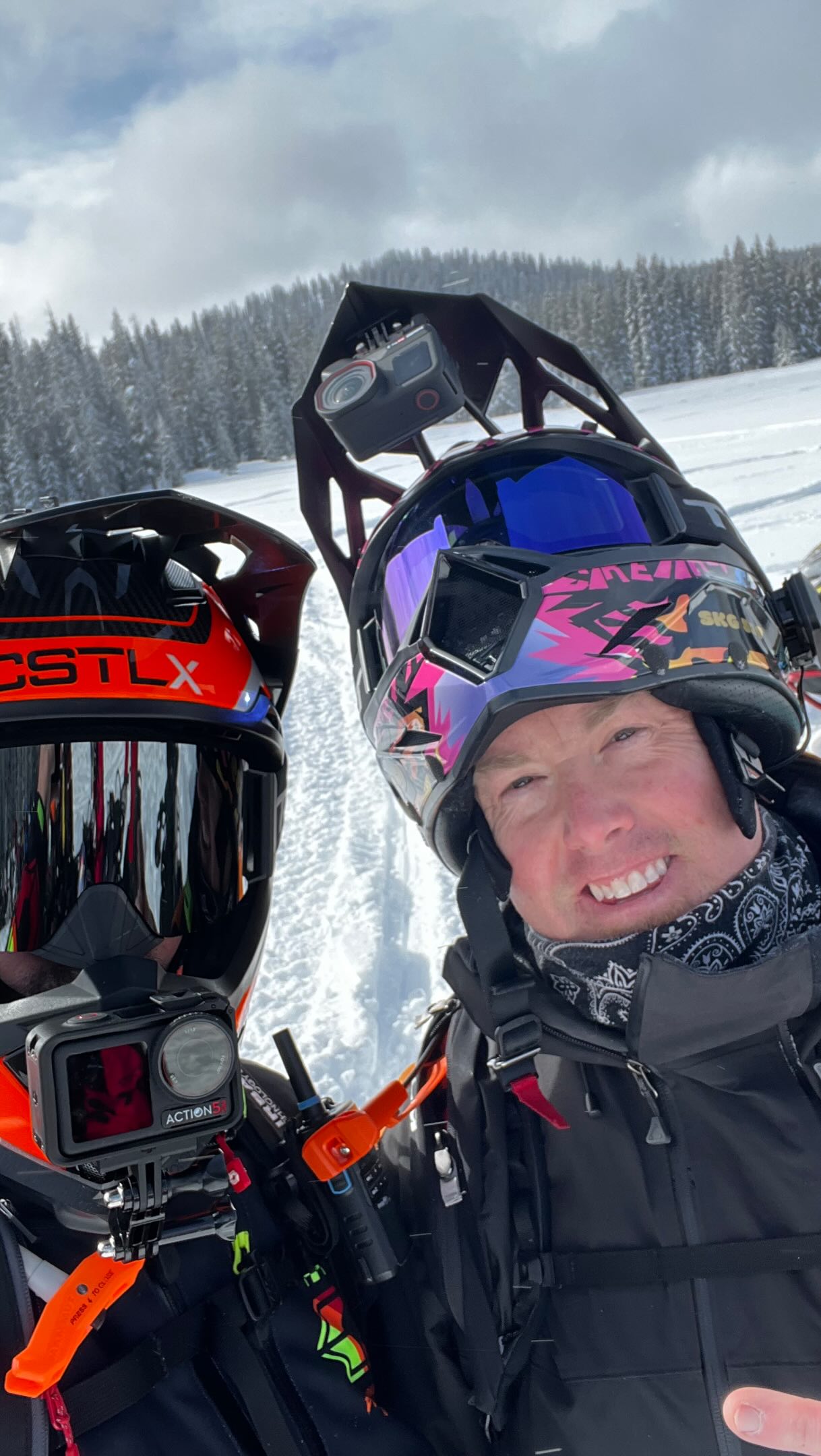 Doing wheelie cool things till @scott.griffith539 snuck in during the @oxbowgear ride! I love my Doo Turbo! 
.
.
#oxbowgear #oxbowradio #journeyfarther #oxbowathlete