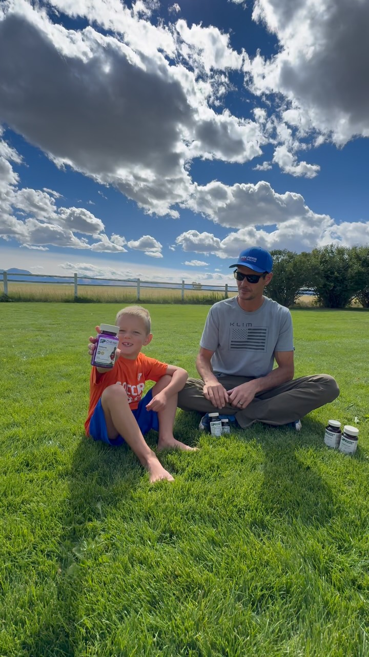 Can definitely feel Fall in the air! Time to make sure the family and I are keeping our immune systems supported as we roll into the season.

The kid’s favorites:
Children’s Immune, Tuna Omega-3 & Congaplex Chewable.

My go-tos when I’m feeling run down:
Congaplex & Immuplex.

And of course, proper diet, sleep & hydration are key! 💪

Let’s gooooo!! 

@standardprocess
#ad #StandardProcess #Fallwellness #immunesupport #Healthyfamily