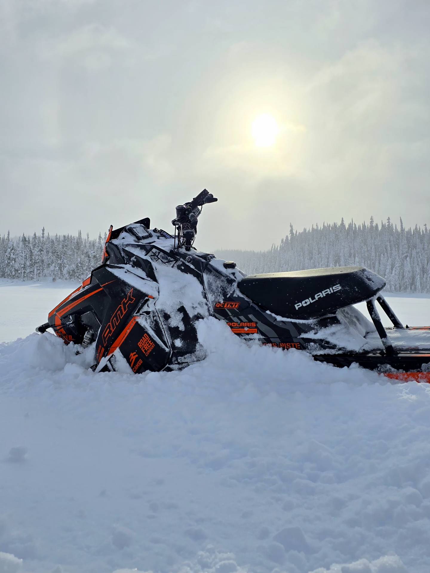 Nothing beats fresh powder ❄️
—
Rien ne bat la poudreuse fraîche ❄️

@klim

#myperfectwinter #klimambassador