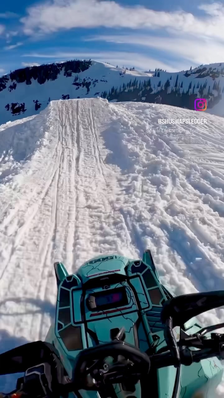 Thought I would post an entry for the @proven_progression  #sendoftheseason26  contest.

I know it’s not the biggest or most spectacular send, but it was a huge step in my progression. 

I usually freeride and love hitting natural features, but I have had few opportunities to hit man made jumps. This was a rad day building and sessioning jumps with and all star crew. 

#fuelingyourpassion 
#thatskidoofeeling
#roamfree 

📸: @ljp116 @sebbleroux