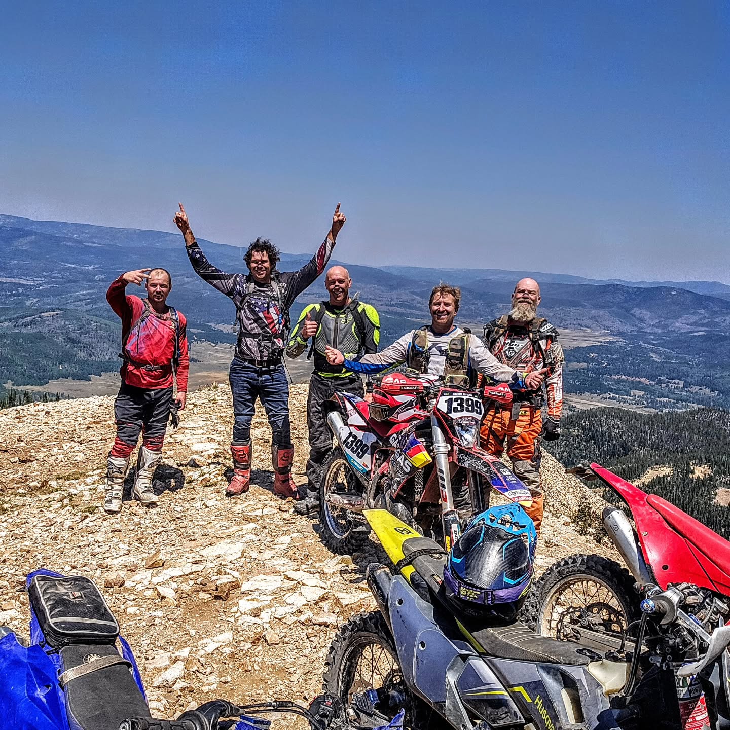 Never a dull moment on this trip!
Man it feels awesome to get out and challenge yourself on a trip like this mentally and physically while exploring 50-65 miles of mountains every day.

If you are thinking of doing something like this I'd definitely recommend going and doing it!