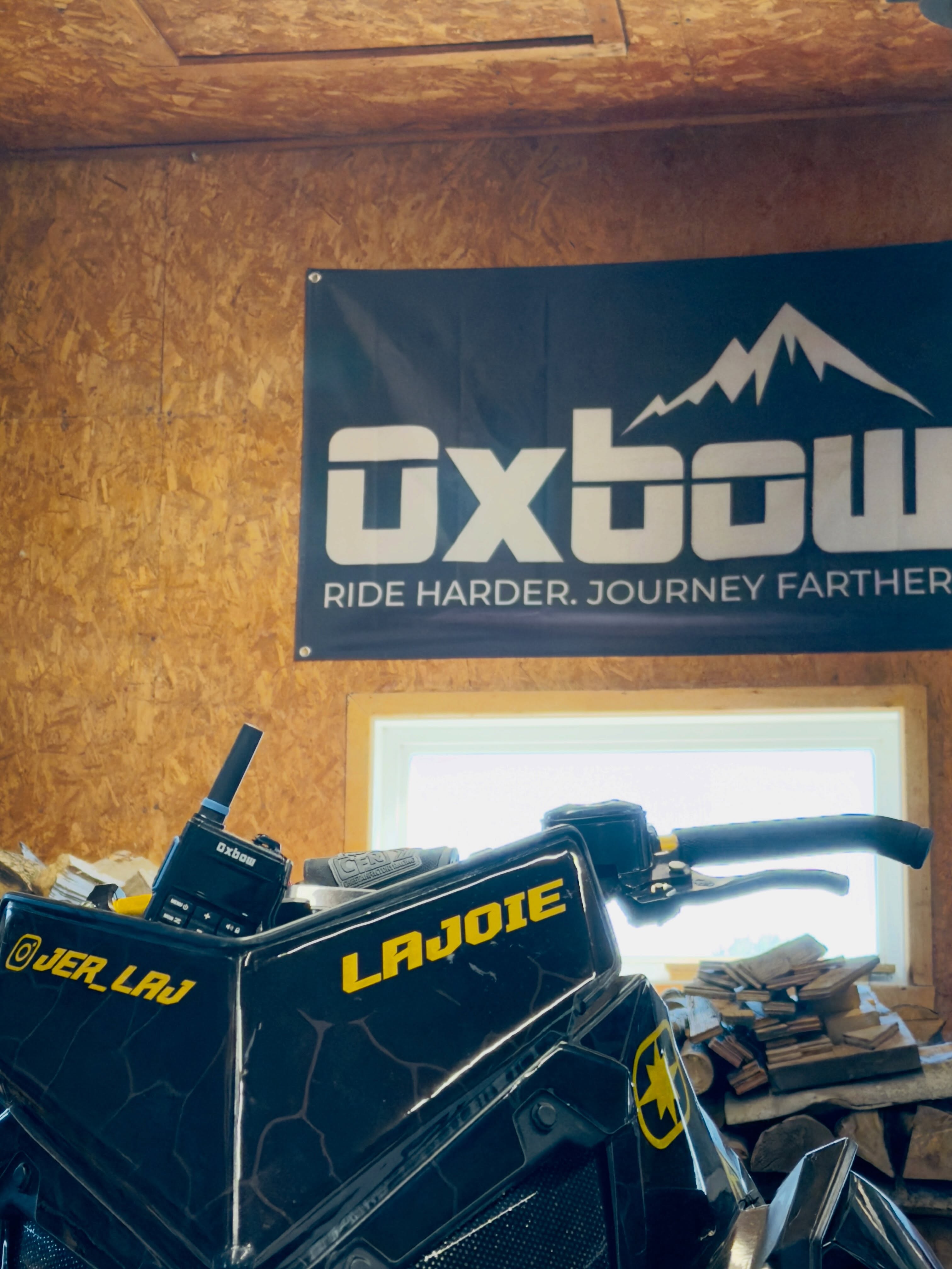 Another great season is coming with @oxbowgear ! ❄️

Fully equipped with the Oxbow Radio and Voyager Light for every ride!

❄️ Get yours here: https://dravow.com/go/oxbow-jeremie-lajoie-kgdvgp

Thanks again🫡

- Jer_Laj