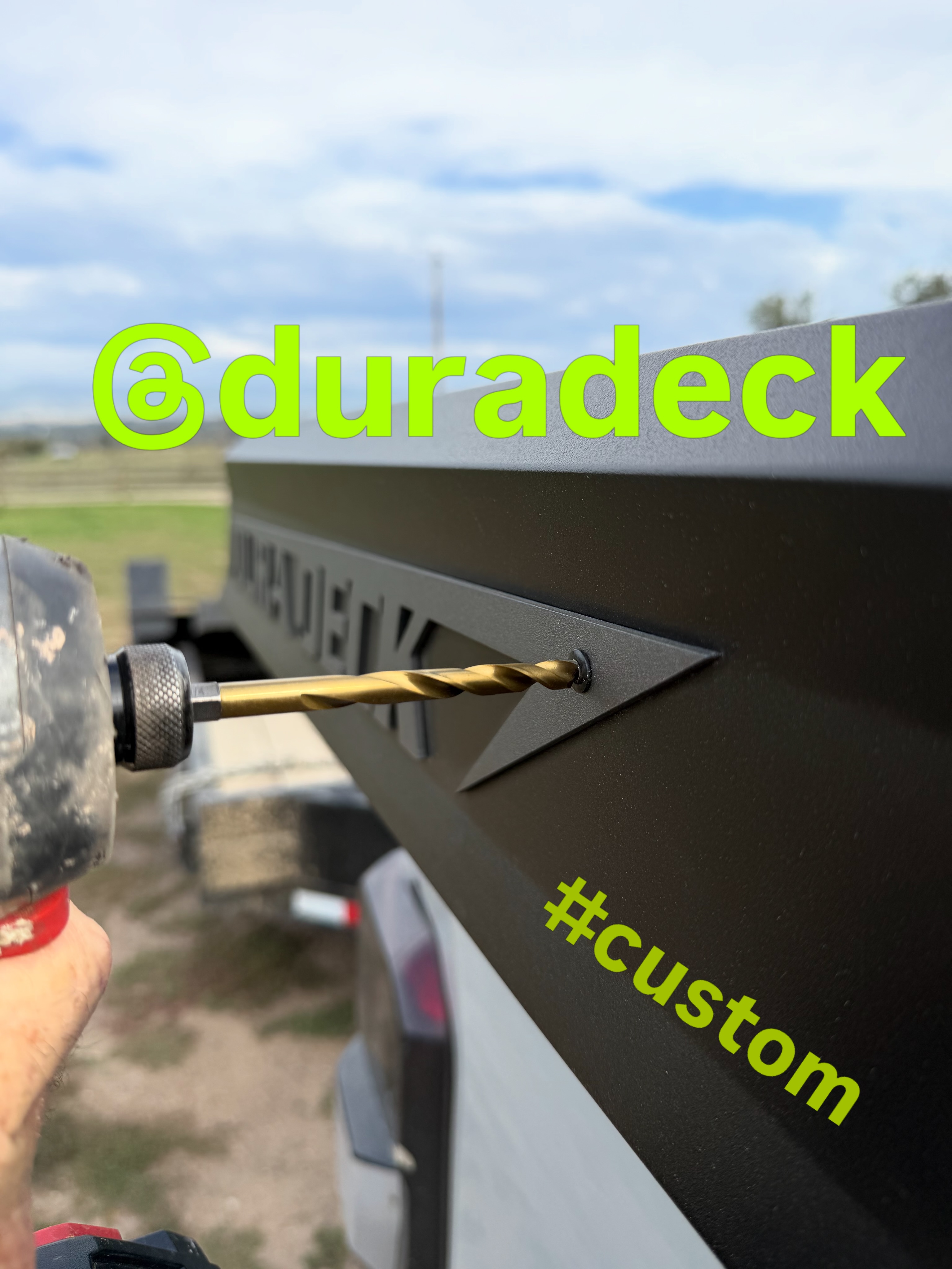 The platinum @duradeck getting some customizations tonight.
Stay tuned to see the final reveal!!! She is gonna be purdy!! @duradeck @freshies_built @ridinsnowy