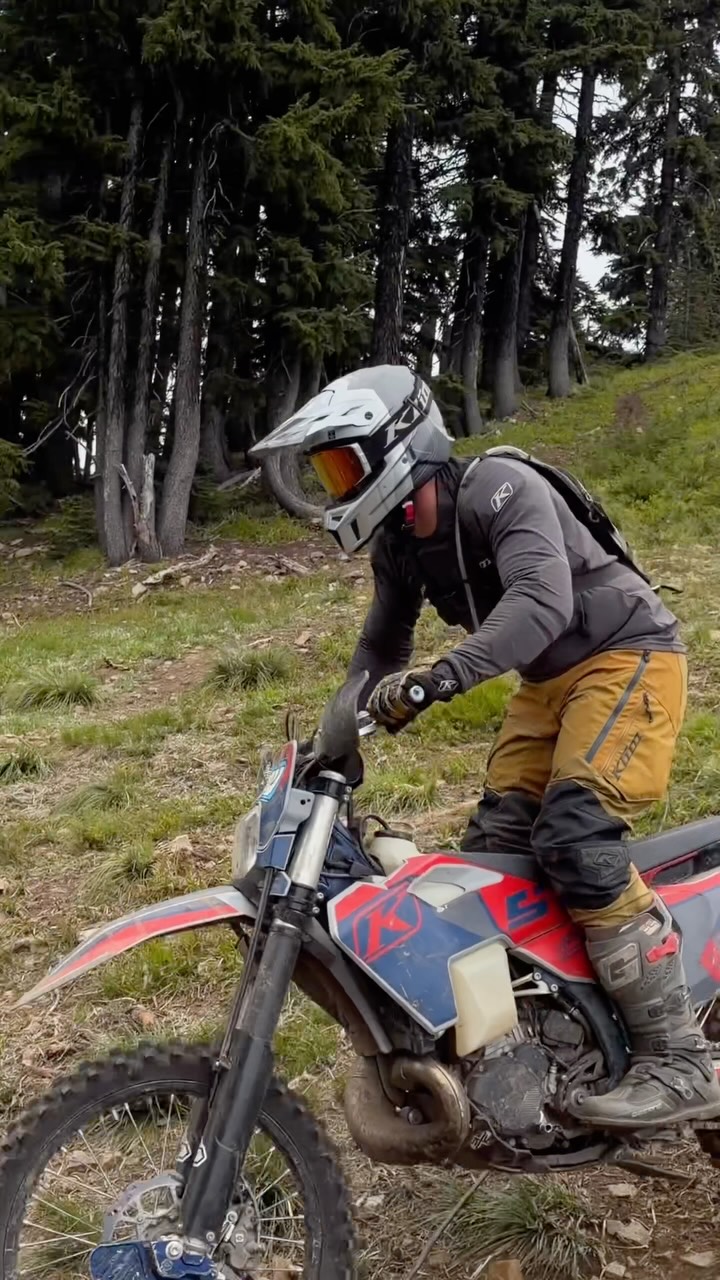 Silver Kings is off to a good start! Qualified 52nd out of 255 overall in the Super Enduro Prologue and worked my way up to  39th today on the mountain. Made a few mistakes at the end of the day that cost me a few positions! Onto Day 2!