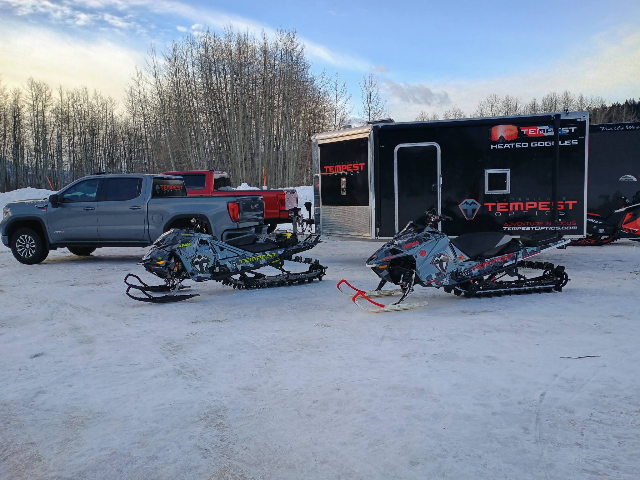 I had an awesome day with some of the best peeps on earth. I think we got some great footage for how little of snow we have. We were very lucky today to have not hit  anything but there was no luck involved when it came to the flawless crystal clear fog free vision provided by my @tempestgoggles heated goggles 😉😉