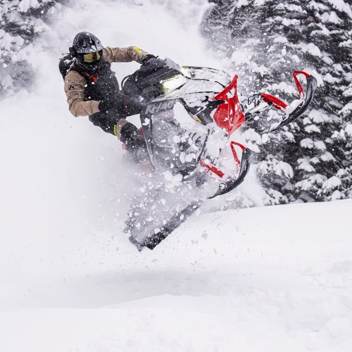 Just a tad bit excited 😆 
@polarissnow 
@klim 

#winteriscoming 
#polarisambassador