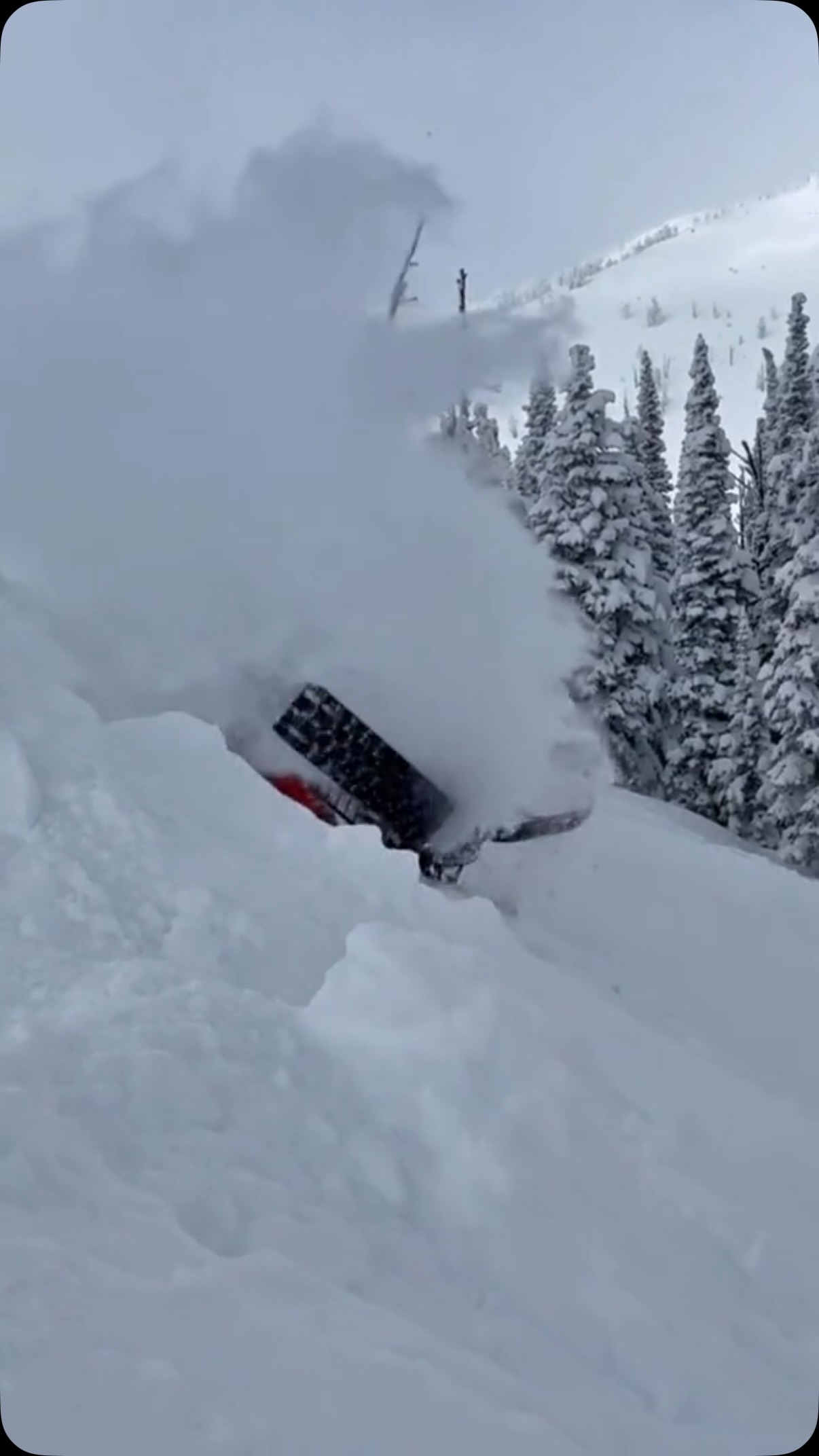 T-2 Months ❄️🌨️ 

#snowmobiling #sledding #snow #polaris #snowmobilegram 

@oxbowgear 
@arcticfxgraphics