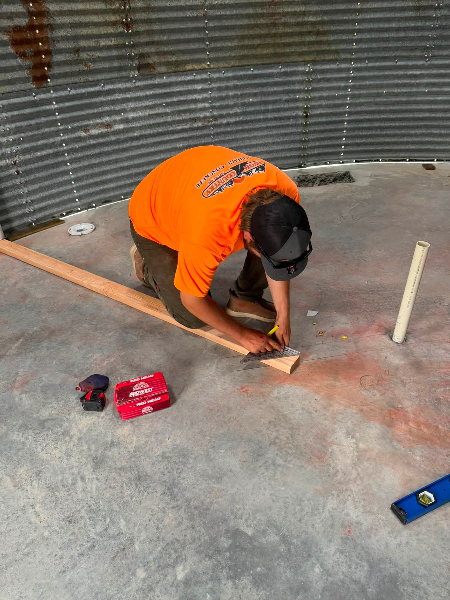 Still waiting on the last few bolts so I can finish up the bin exterior and frame the round walls. In the meantime, started on framing out the downstairs bathroom!