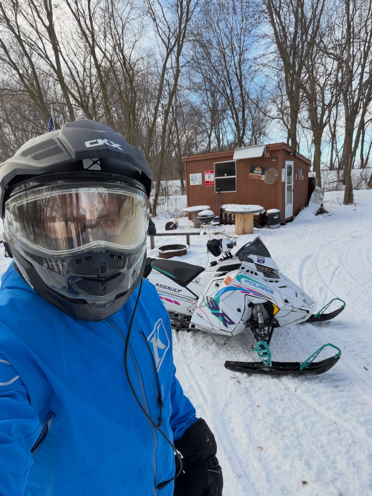 There’s nothing more beautiful than a snowy forest at the golden hour. Perfect day to test the @startinglineproducts stage 1 on the 9R @polarissnow and it is dialed!

#polarisambassador