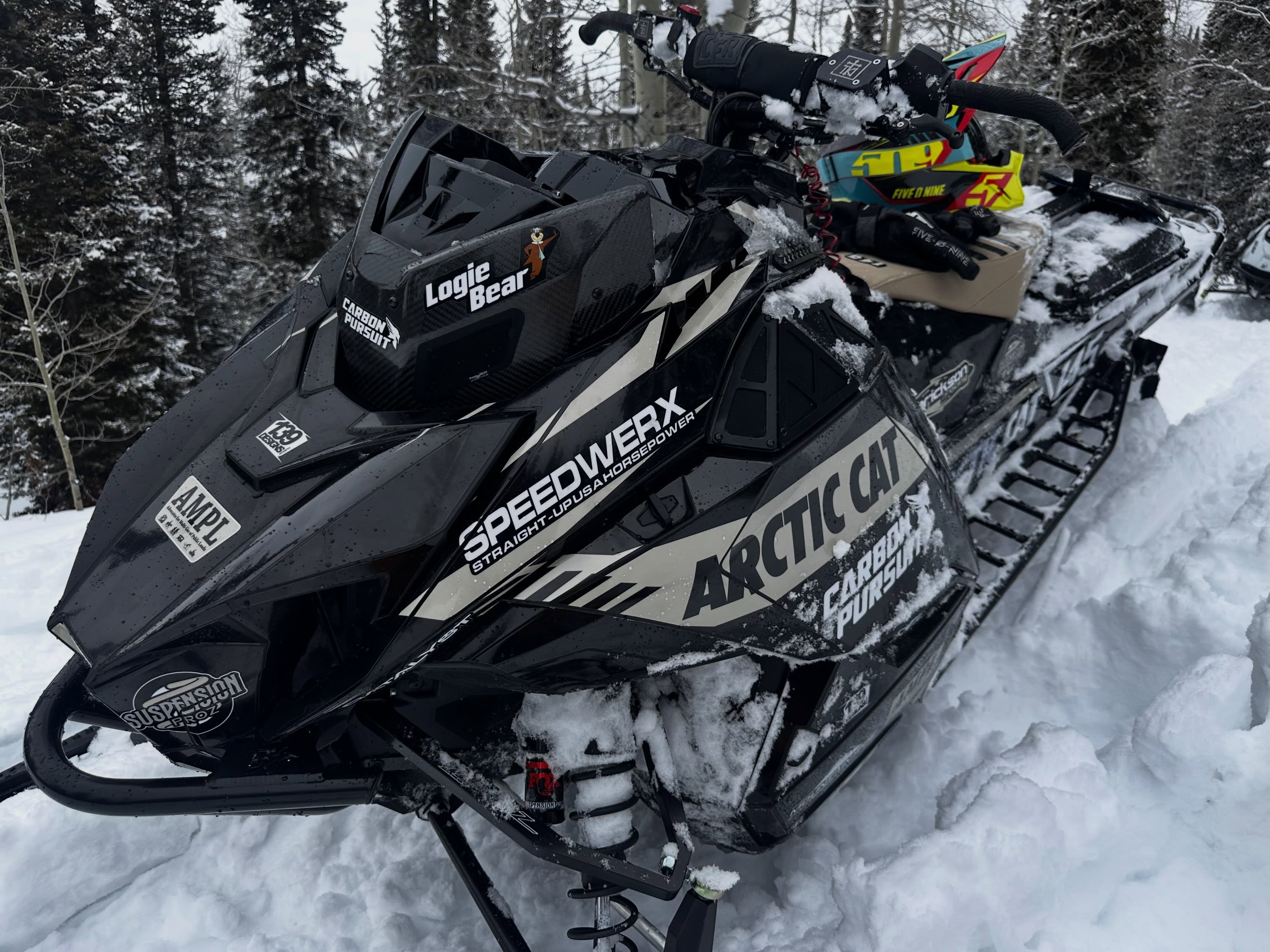 Here’s to another season with @509inc 🤘🏻

From a kid waiting for Haydays every year so I can see what their film crew came up with, to now being included as an ambassador for a household name in the snowmobile industry. I cannot explain how grateful I am. 

Bring on the snow! 
#fuelyourpassion⛽️ 
#snowmobile 
#509ambassador 
#kickofftowinter509 

.
.
.
.
.
.
.
@509inc | @arcticcat_snow | @mountainsideperformance | @speedwerxusa | @suspensionproz | @countrycatinc | @139designs | @carbonpursuit