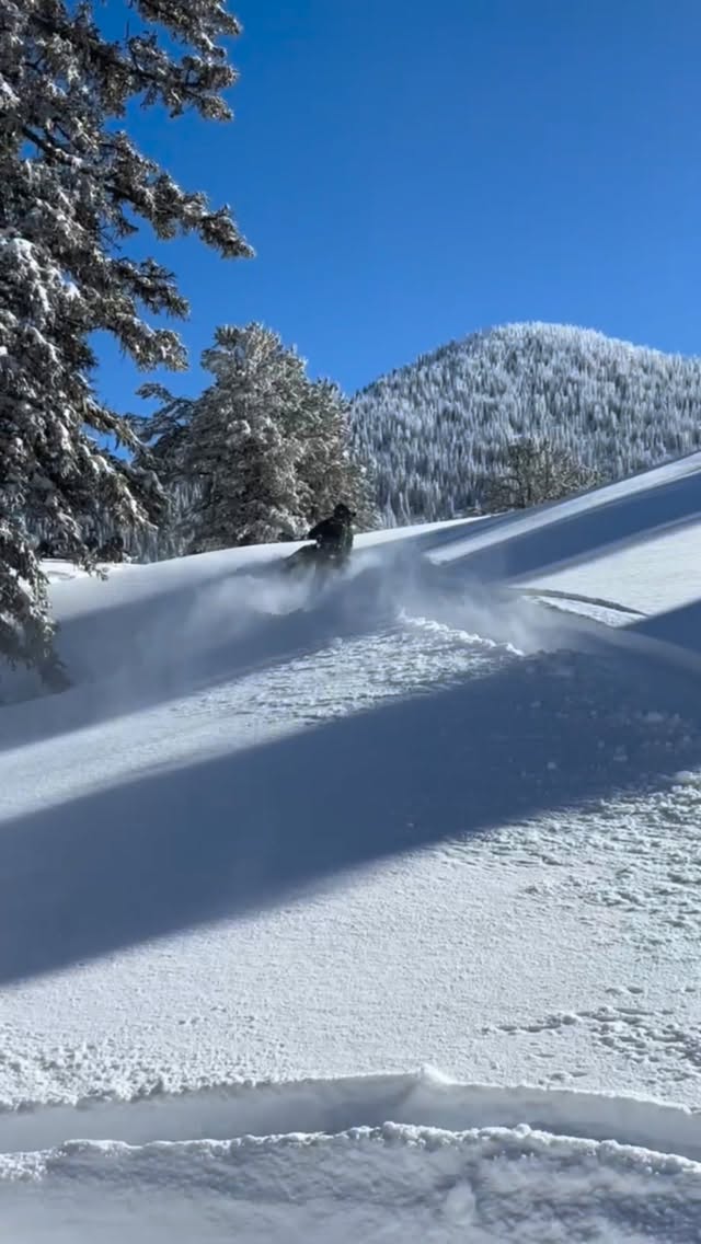 We finally found some good snow in Idaho and had a great time! The 2026 @skidoo from @bigpinesportsutah is an amazing machine! 

#OctaneCowboys #SendIt #ExtremeSports #AdrenalineJunkie #fullthrottle