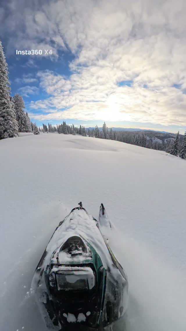 Doesn't get much better than this👌

#snowmobiles #winter #idaho #snowmobiling #snow