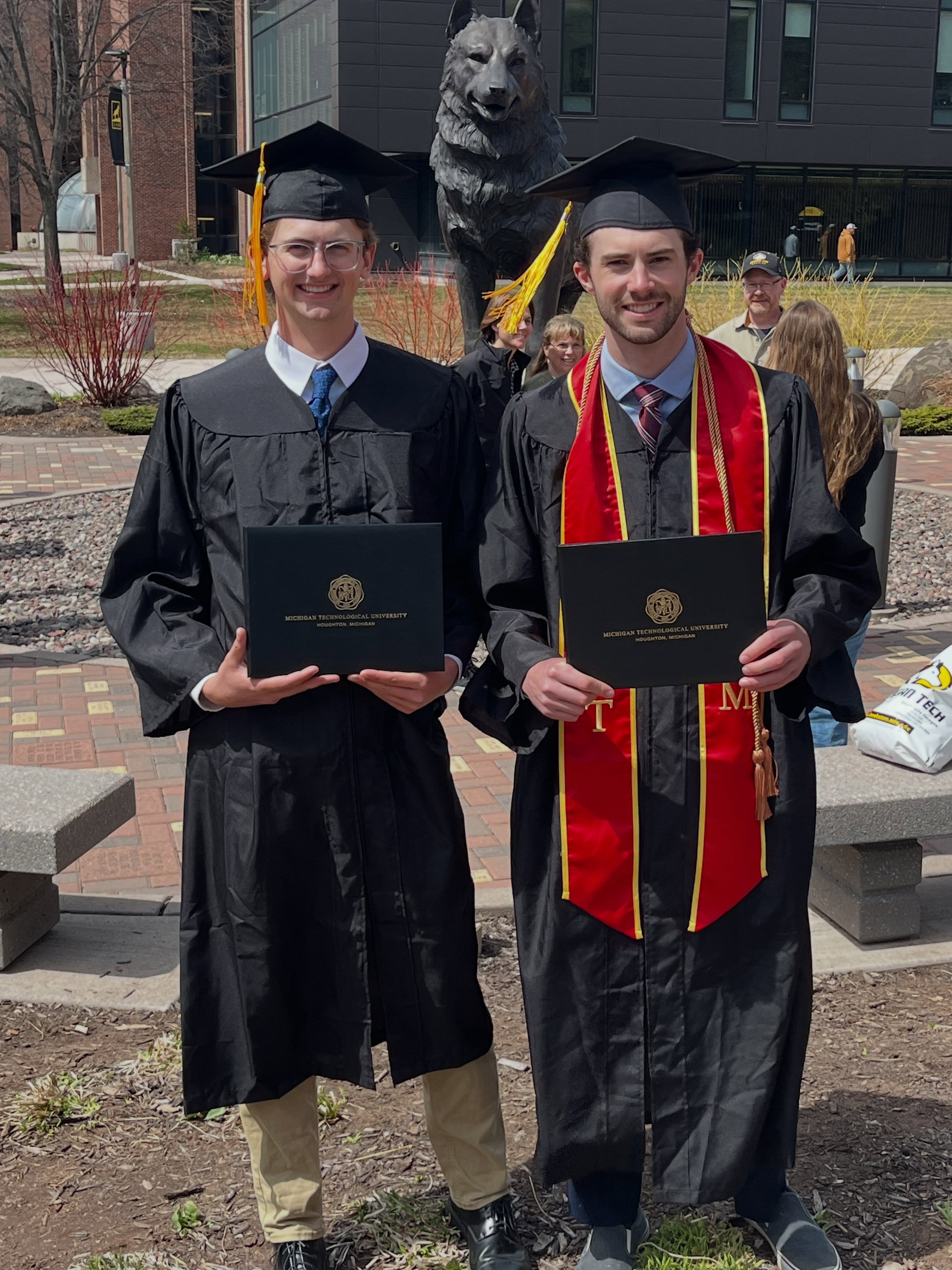 Cheers MTU 🍻

Wrapped up my Mechanical Engineering degree last weekend. Now, on to Polaris to start getting paid to work on my hobby 🛷. Thanks to all my friends and family that made the journey so amazing!