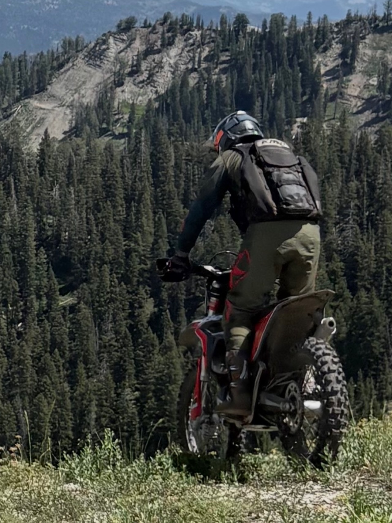 Happy Sunday ✊

@klimmotorcycle 
@betausa