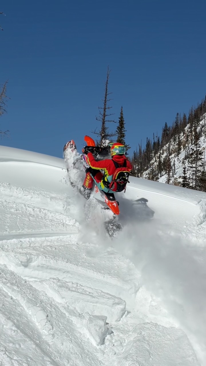 ❄️ Winter 2026–27 is almost here!

Stoked to be part of the @509inc team again and ready for another season of snowbike adventures. 🏔️

The 509 Backcountry Gloves are one of the pieces I’m most excited about this season. 🧤

Can’t wait to get back into the mountains and see what this winter brings!

#509ambassador #kickofftowinter509
