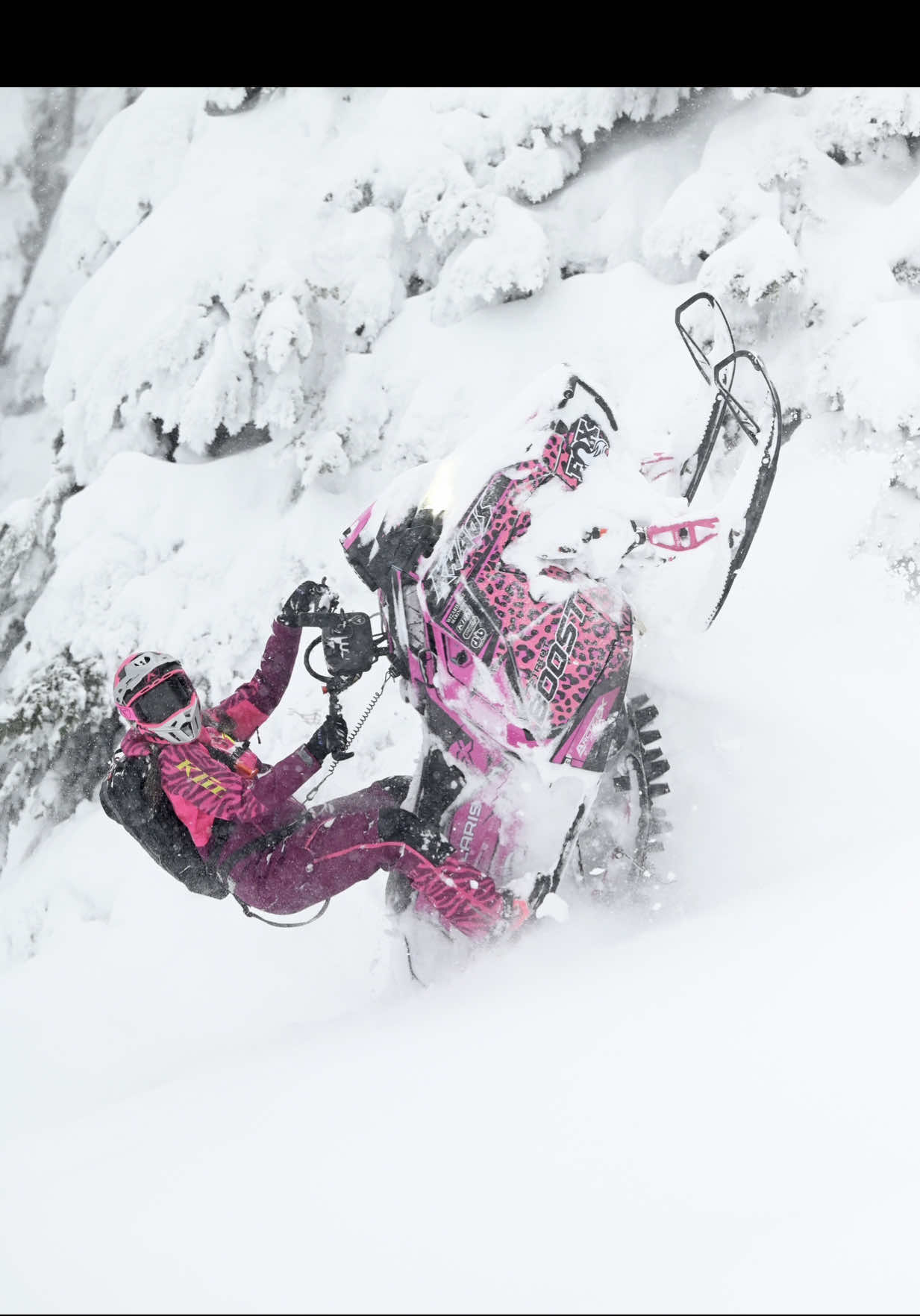 BABY ON BOOST!!!🤰💖🫣 Yes this is a pregnancy announcement! 😂  Got out for my first couple rides this weekend & she loved riding the boost with me!!! I am 31 weeks PREGO! Baked goods & riding my #PolarisSnow boost have been my cravings! #BABYonBOOST #THINKoutside @KLIM @ArcticFX FOX #LIMITLESSmfg #StartingLineProducts 🎥 @Isaac Hockley ❤️