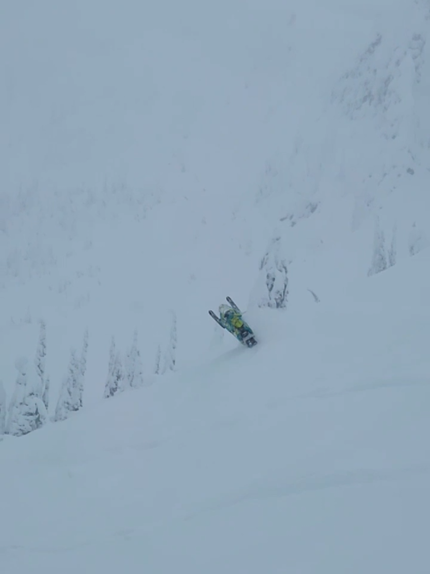 couple clips for the last 2 rides @arctic cat snowmobiles @ArcticFX @Speed Shop Inc @Speedwerx @CheetahFactoryRacing @509 
