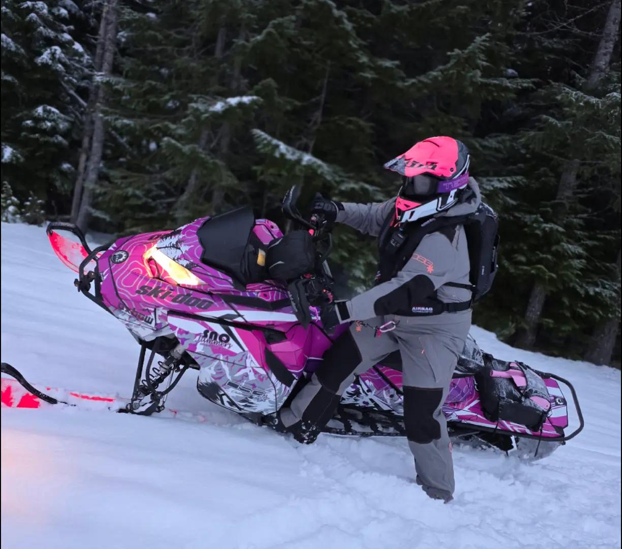 Progress over perfection. Always. ❄️🩷❄️  @DSGOUTERWEAR  @Oxbow Gear @Tempest Optics  @sledgirlz  @Ski-Doo  @Deviant ink  #Passion #Snowmobile #GirlsWhoRide #DSGSnow #BraapLife