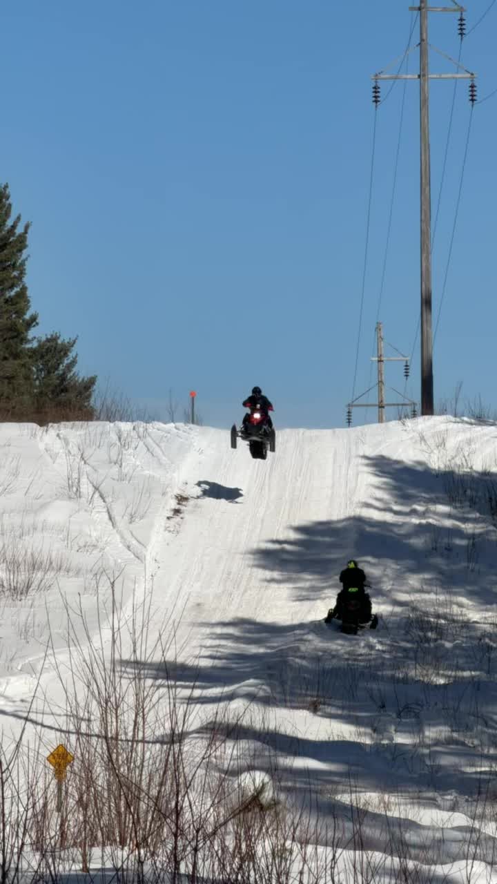 Heavy landing 😂 #shopridefastcrew #polarissnow