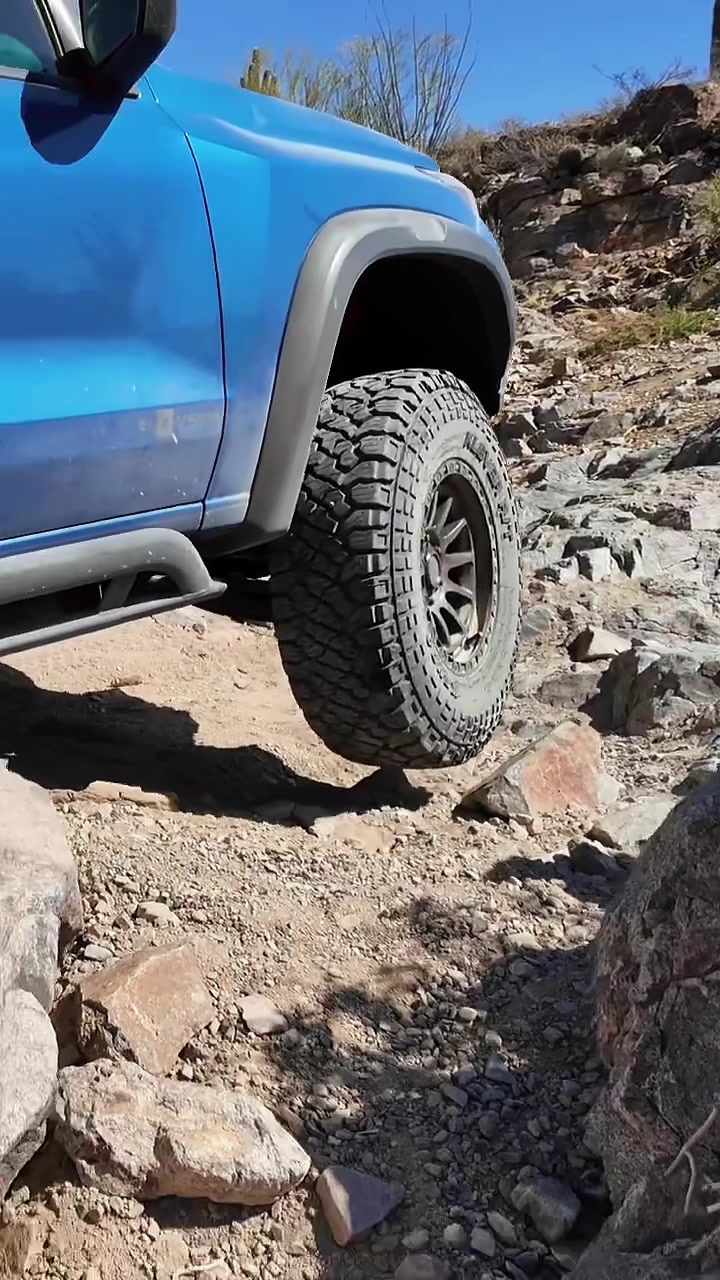 Should’ve gave it a bit more throttle! Shoutout to @Curtis Schimmoller & @dirt remedy offroad for taking me out! I’ll be back soon to redeem myself! #chevycolorado #zr2 #kendakleverrt #offroad #newadventures 