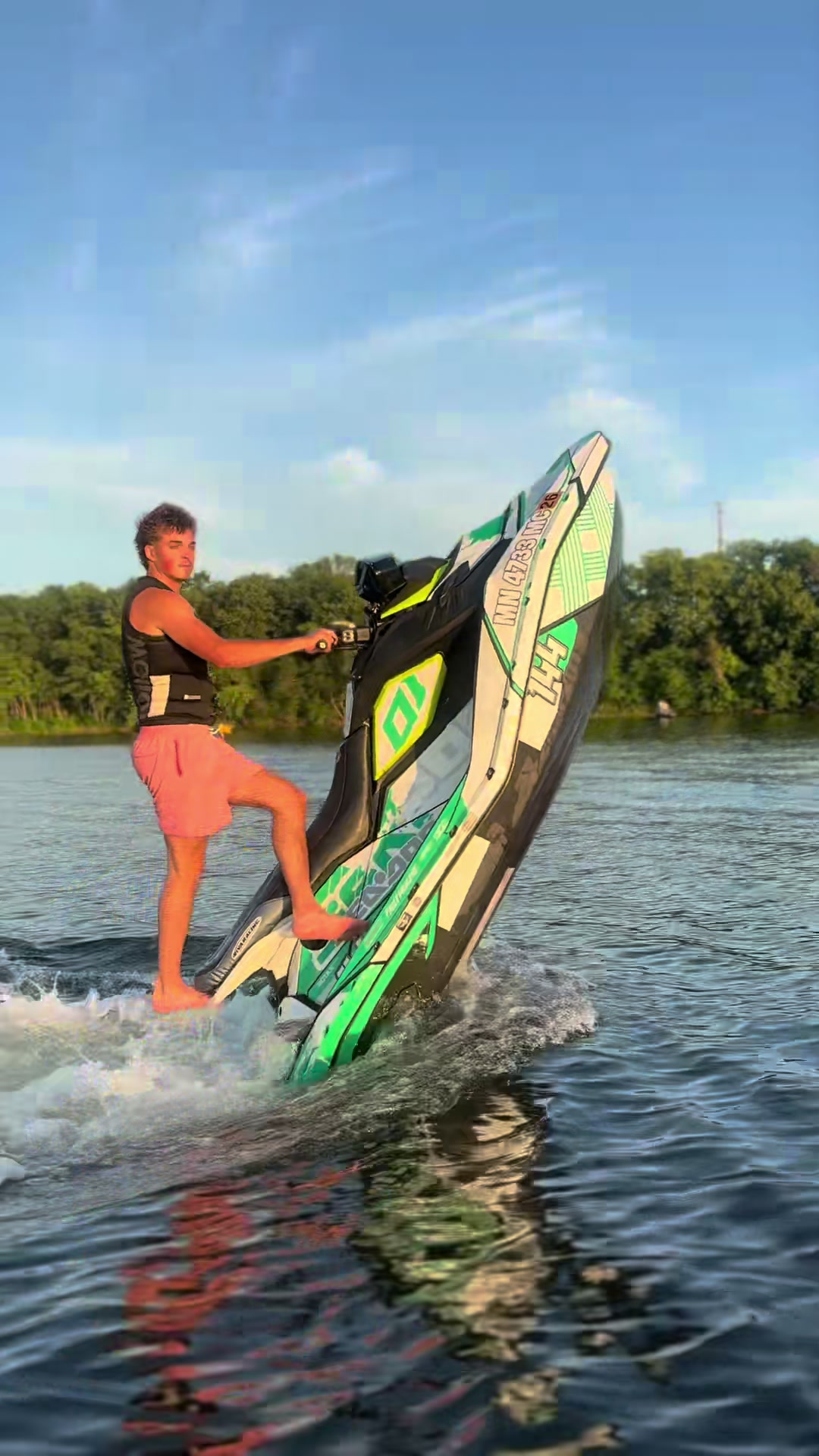#jetski #lakelife #seadoo #seadoosparktrixx #sparktrixx 