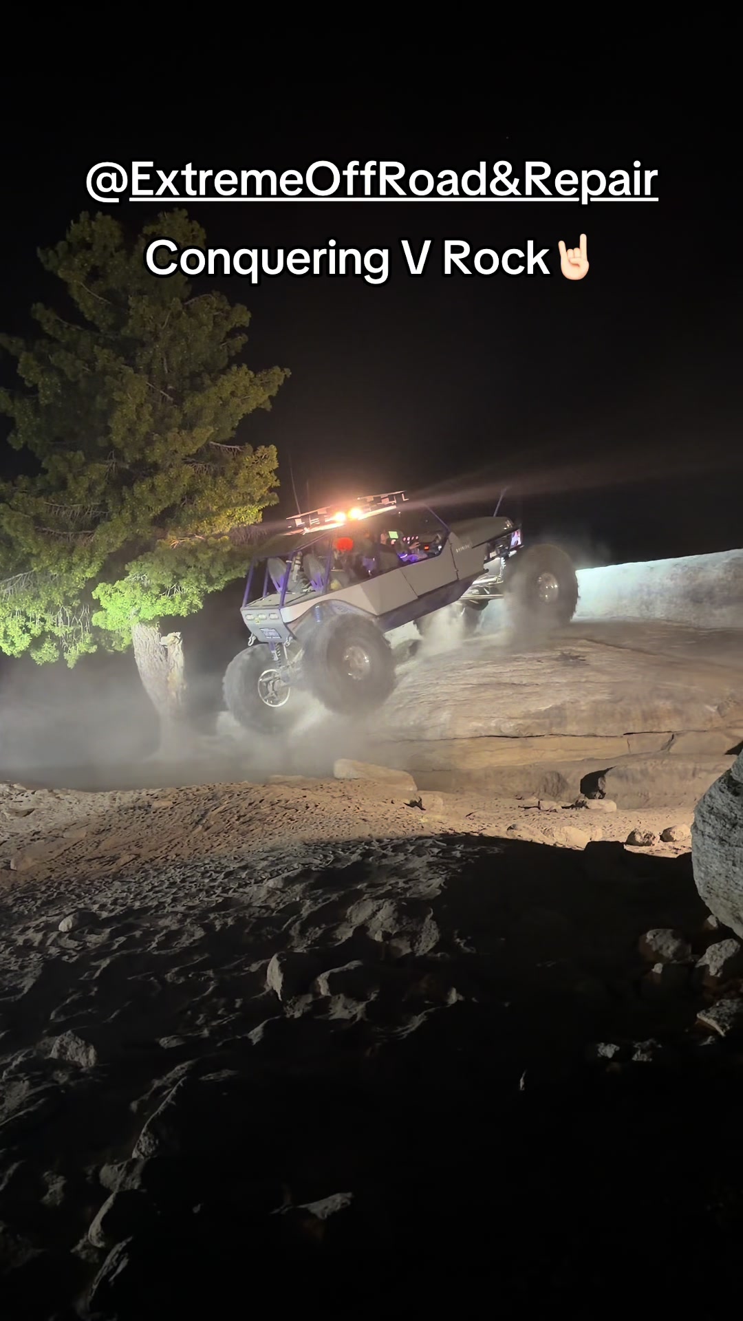 Another cool moment from moonlight madness 2026 #jeep #4x4 #offroad 