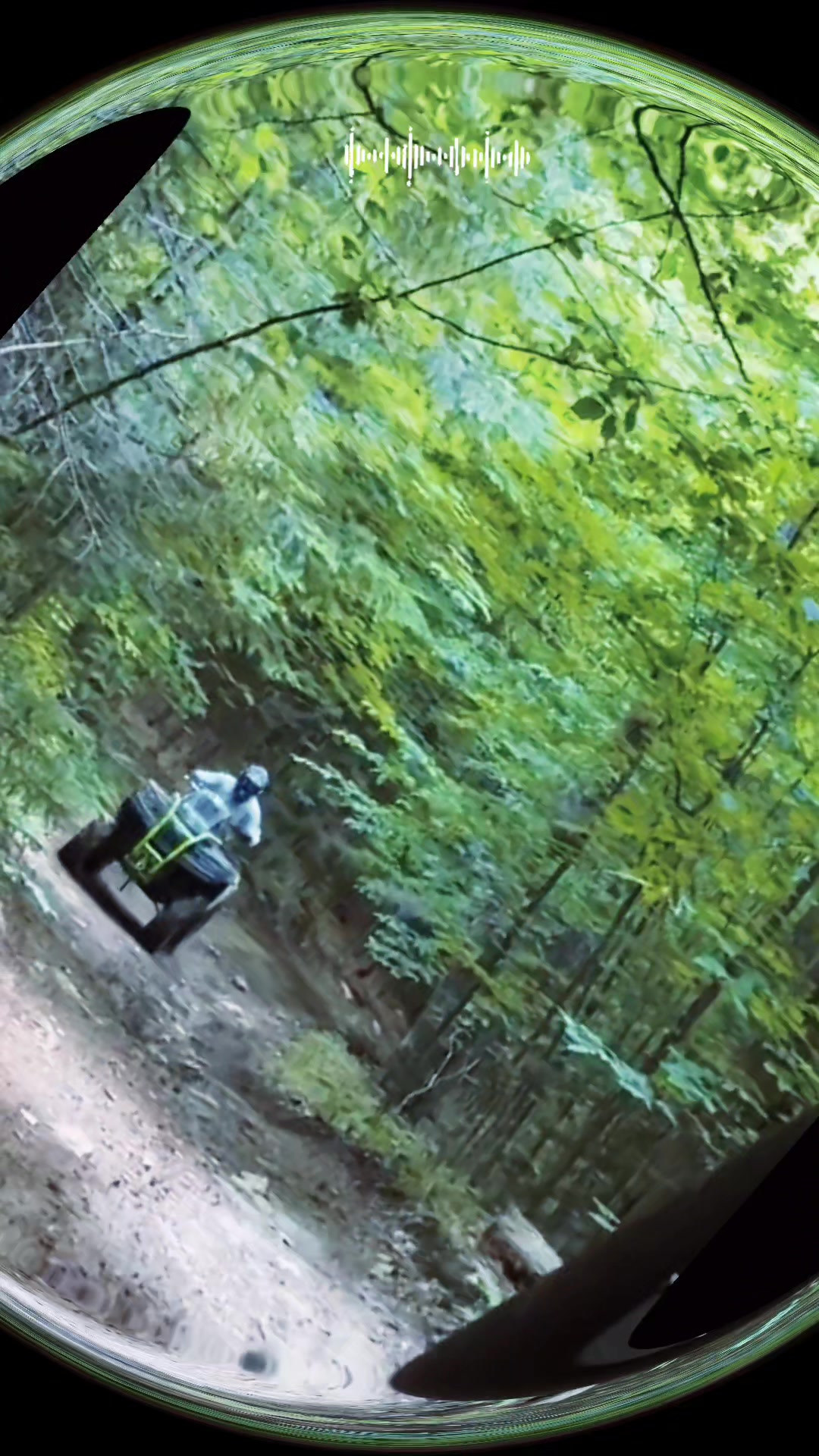 Getting in Some wheeling time to pass away summer😎🤟 #summervibes  #summersucks #winterrules #teamarctic  @Kurt 