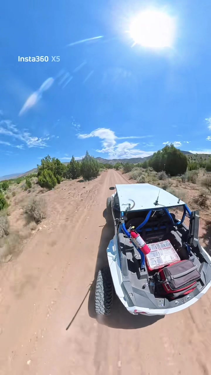 My backyard 🤘@cruellapror @Dune & Divide #merica #land #fast #slow #dirt