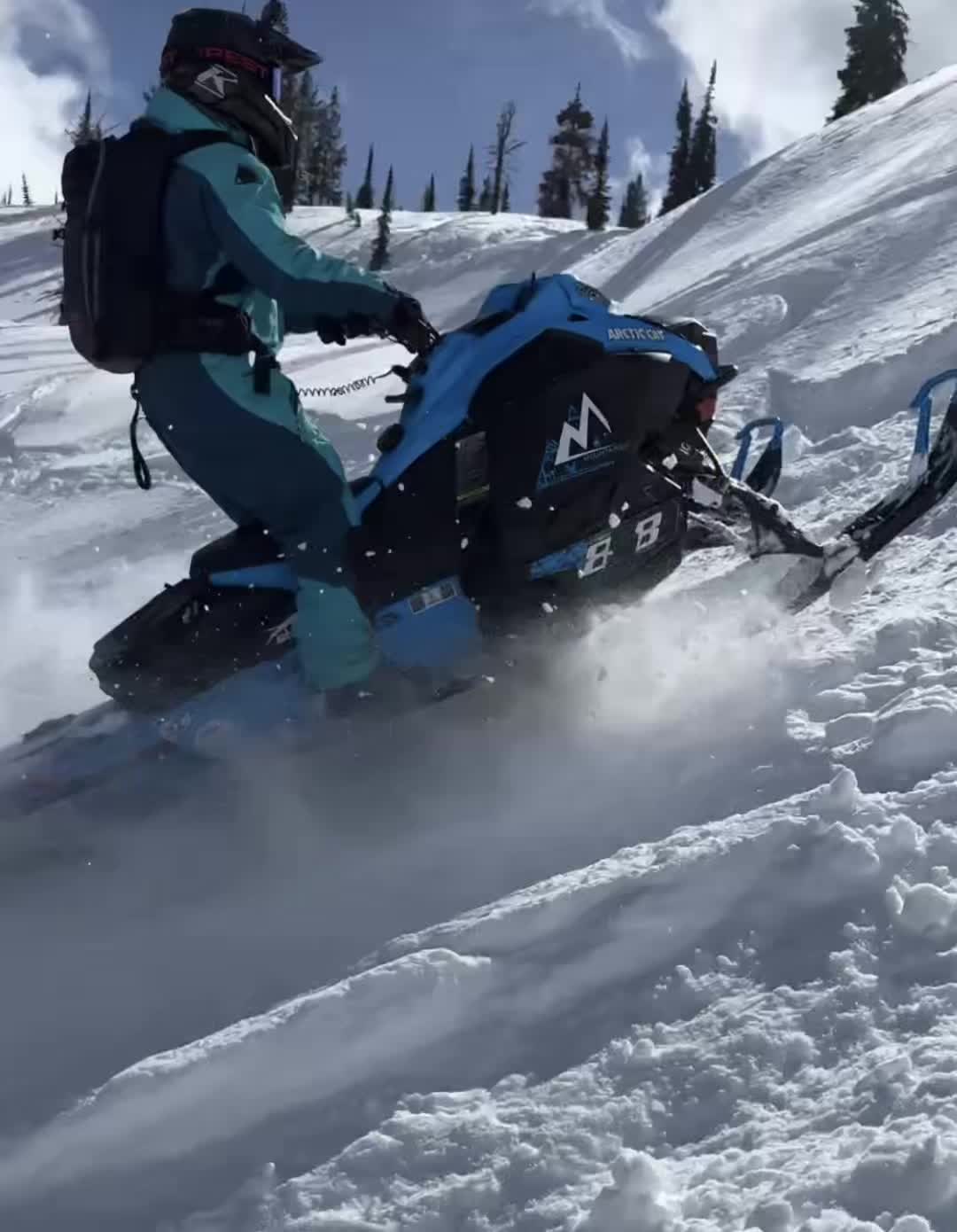 This weather has me thinking about cooler times over the years! Big time throw back to my dad on his snojet at the end! @sledsend 