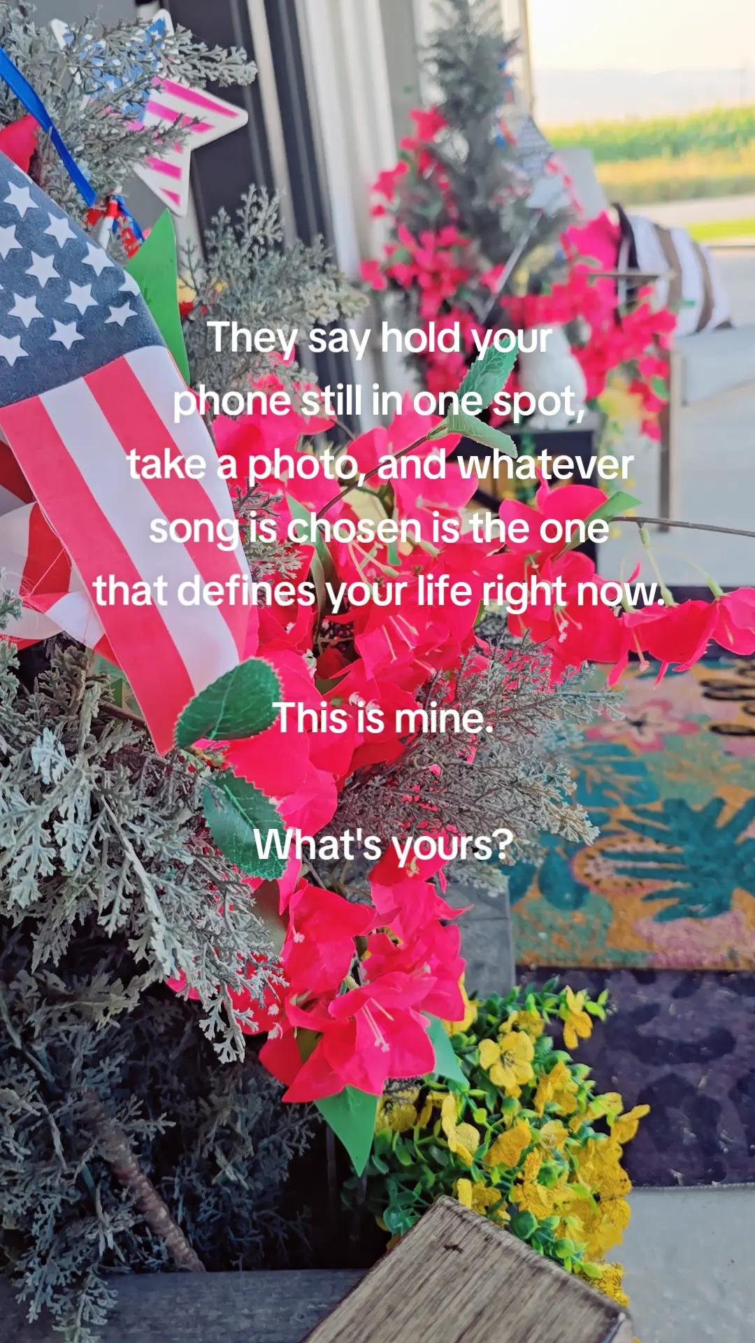 I guess every chapter of life comes with it's own soundtrack. Your turn. Hold your phone still, take a photo, let the song choose itself. #trending #mysong #randomsong #lifelately #mindsetmatters 