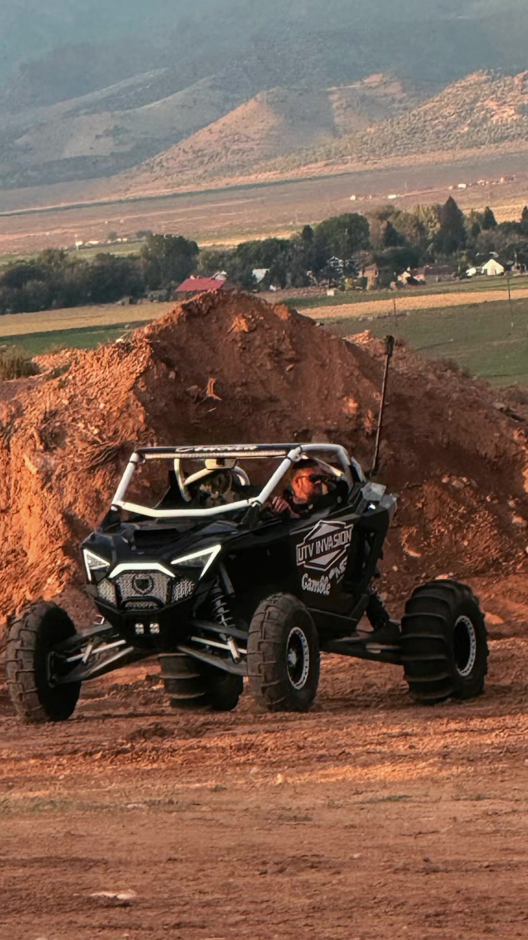 Car ran great last night. Thanks everyone for the support. @Mr UTV Invasion @live2race17 @Alex Klassen @Ibexx @MB Whips @Gamble Offroad @tannedntipsy @Dune Dudes #team #letsgo #friends #family #race 
