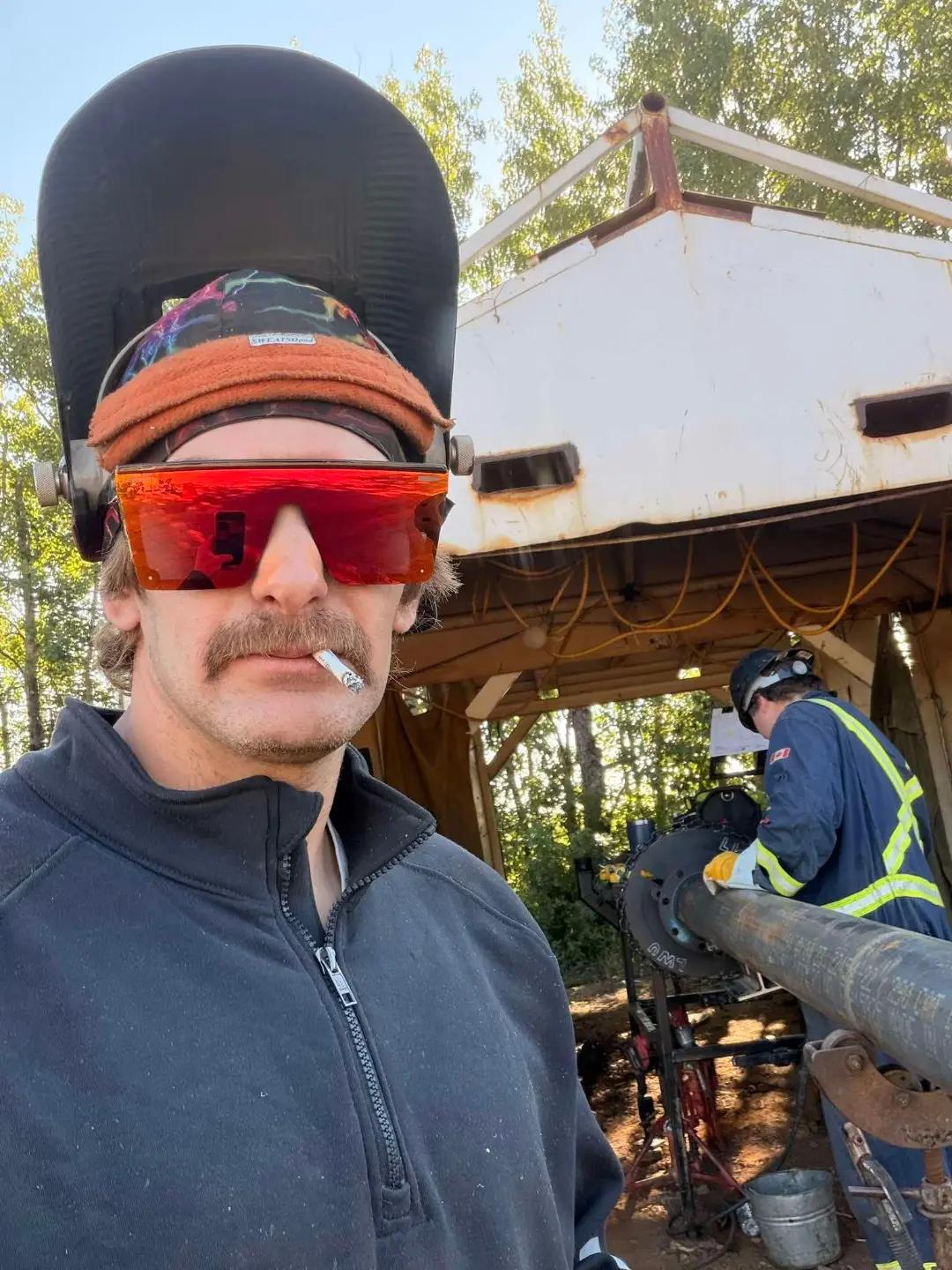 These Z87 glasses aren’t here to babysit. Protect your eyes, shut up, and get the job done.  #GetIt #WorkHarder #DoBetter #GunsOutGlasses #SafetyGlasses Www.GunsOutGlasses.com @the.real.kashh.killaa  @🍒𝑀.𝑅🐆  @Megs Bursey  @Haulerbackgirl  @Josh Abel 