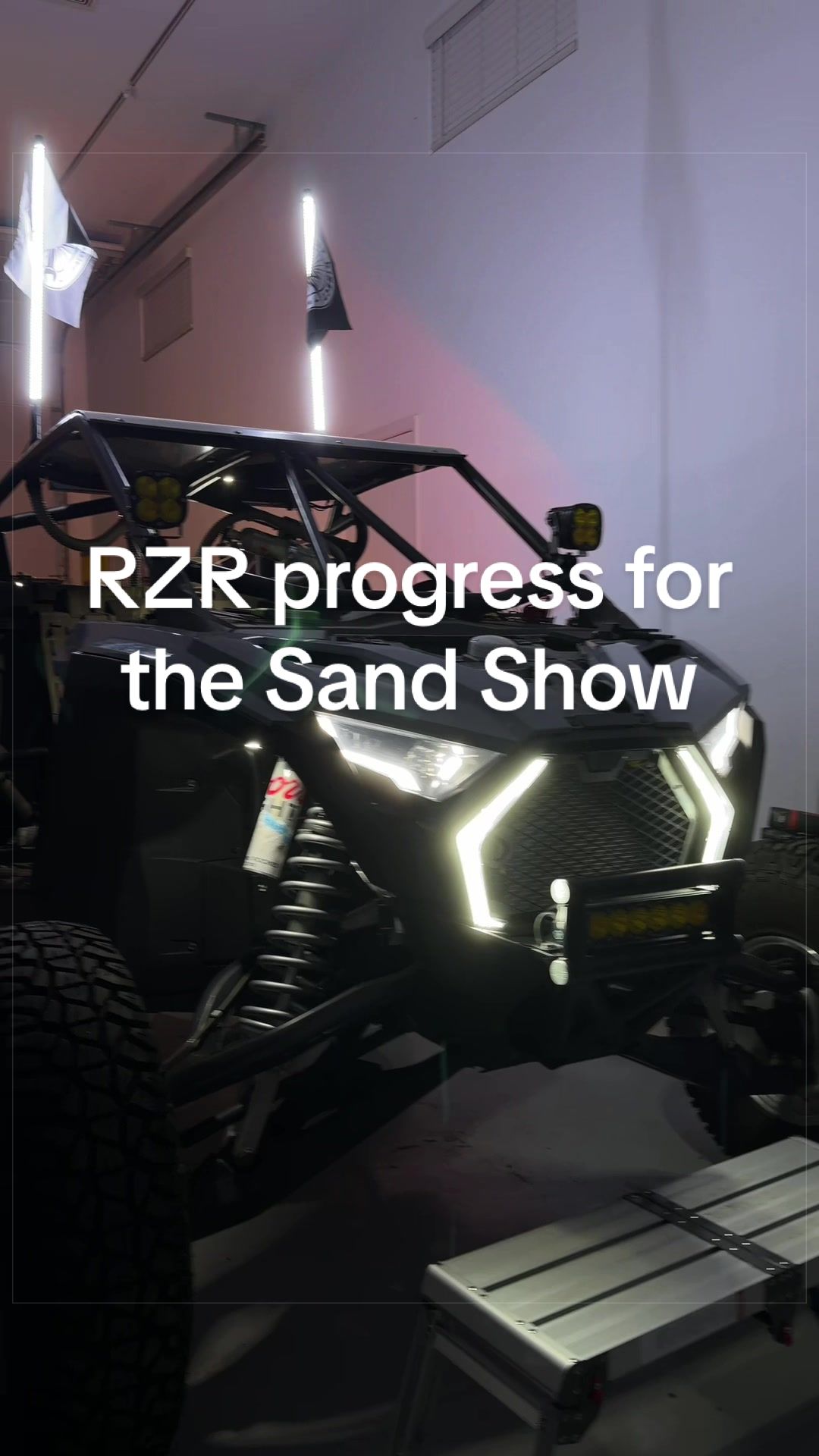Progress 👏🏼 ✔️ Grille mounted - needs wired ✔️ Fang lights installed - XTC ✔️ Rock lights installed - XTC ✔️ Floors board lighting - XTC ✔️ Roof dome light - Dirt Direct/Baja Designs ✔️ Whips - Dirt Direct ✔️ Rear bumper bezel - Dirt Direct/Baja Designs I design and sell the shock wraps - link in bio 👏🏼