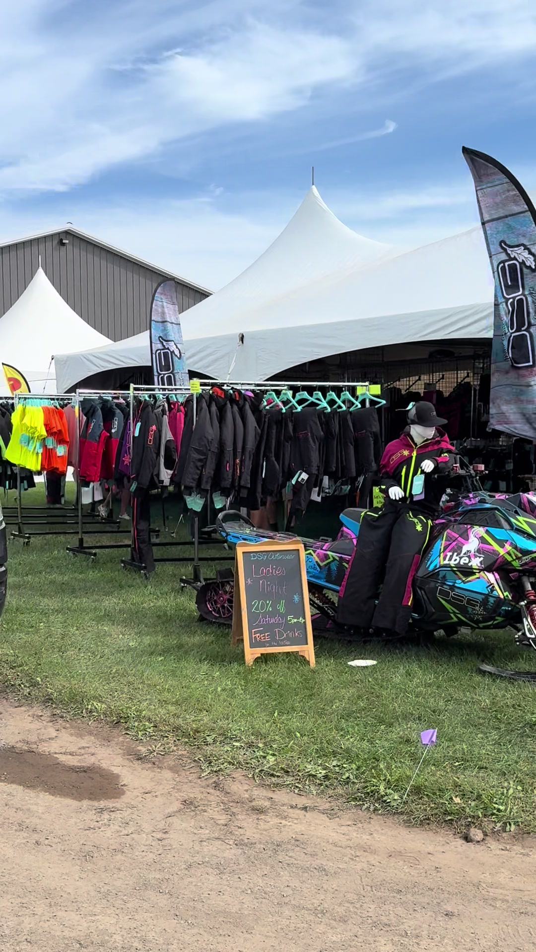 Come and check out the @DSGOUTERWEAR booth Saturday and Sunday at @Hay Days !! #ladiesnight is tomorrow night (Saturday) from 5-6p.m. #dsgsnow #doingsomethinggreat 
