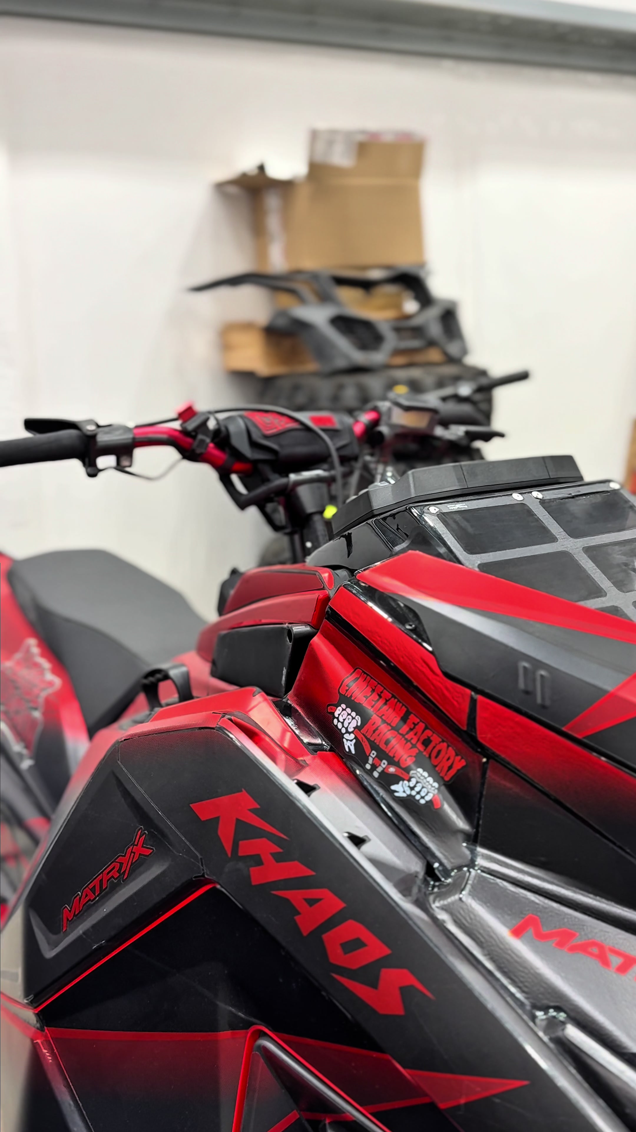 Ouu she clean😮‍💨 #CFR #Bars #arcticfxgraphics #oxbowgear #fyp @CheetahFactoryRacing 