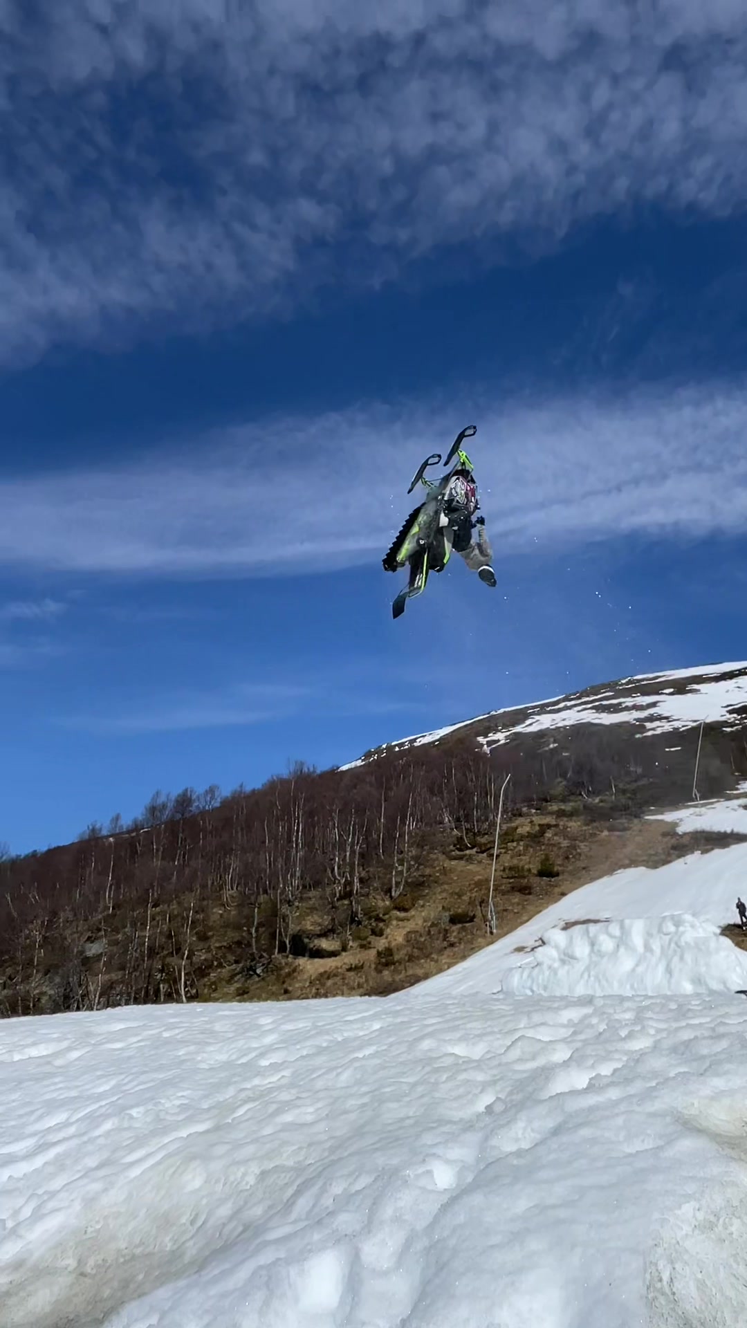 GG @Benjamin Thomassen #backflip #arcticcat #racer 