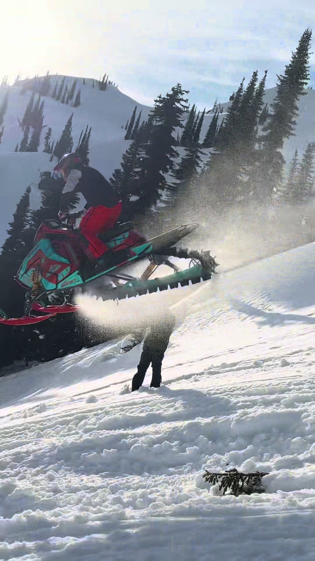 Who else is day dreaming of getting airborne!🙋🏼‍♂️🤘 #sledtok #extreme #adrenaline 