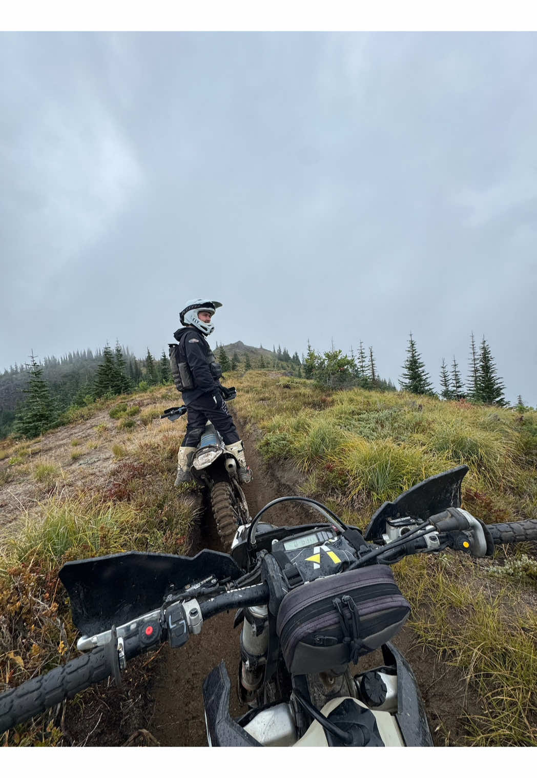 I’m gonna miss the giff this winter🥲 #te300 #dirtbike #husqvarna #fyp #2stroke 